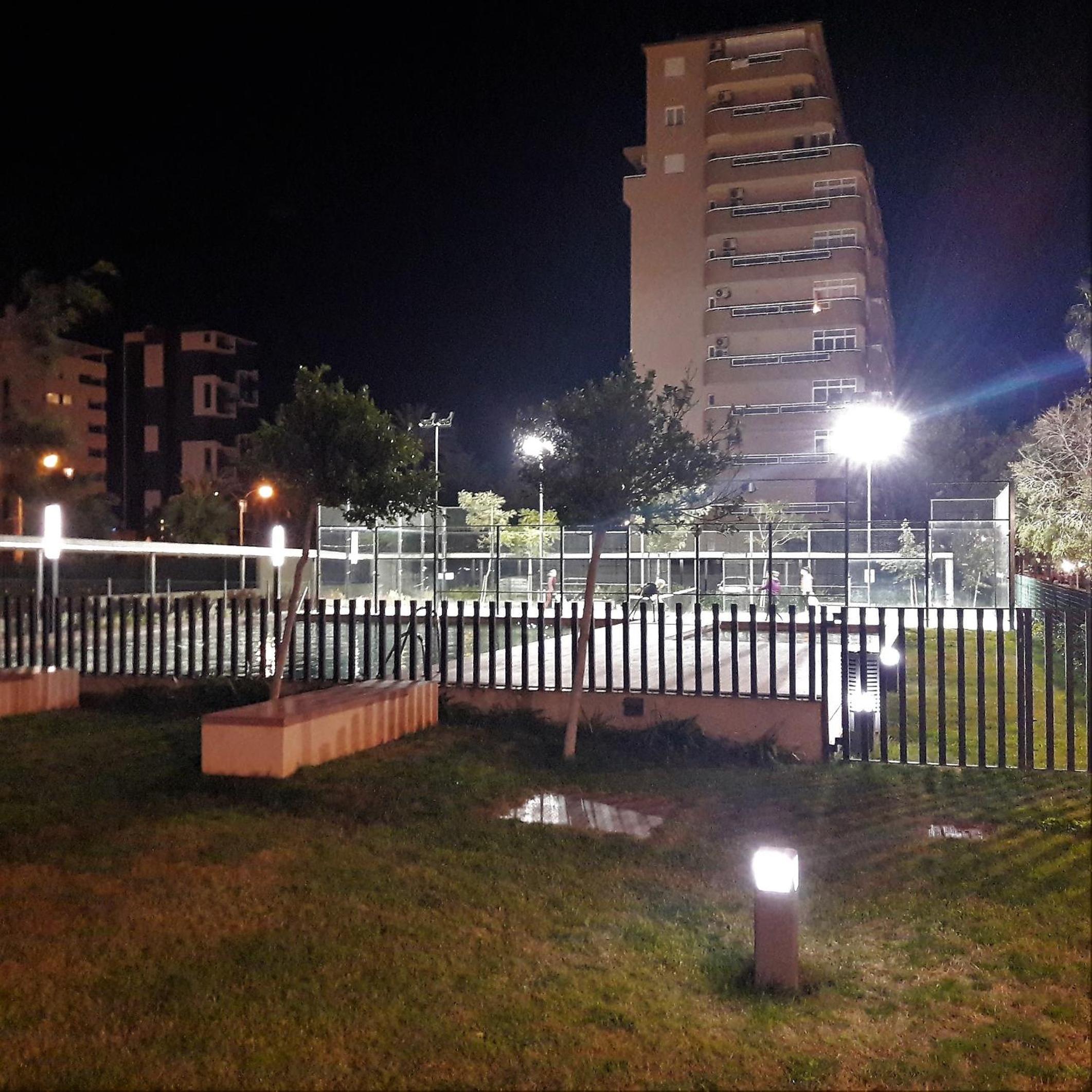 Mirador apart