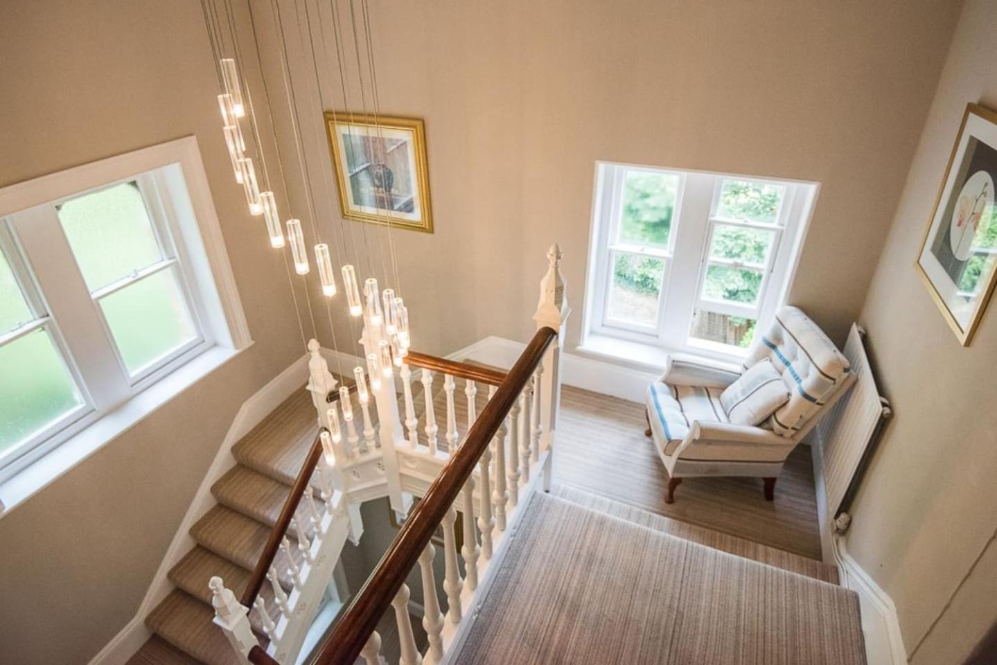The Elmfield, 8 Bed Villa with heated indoor Swimming Pool and Cocktail Bar view 3