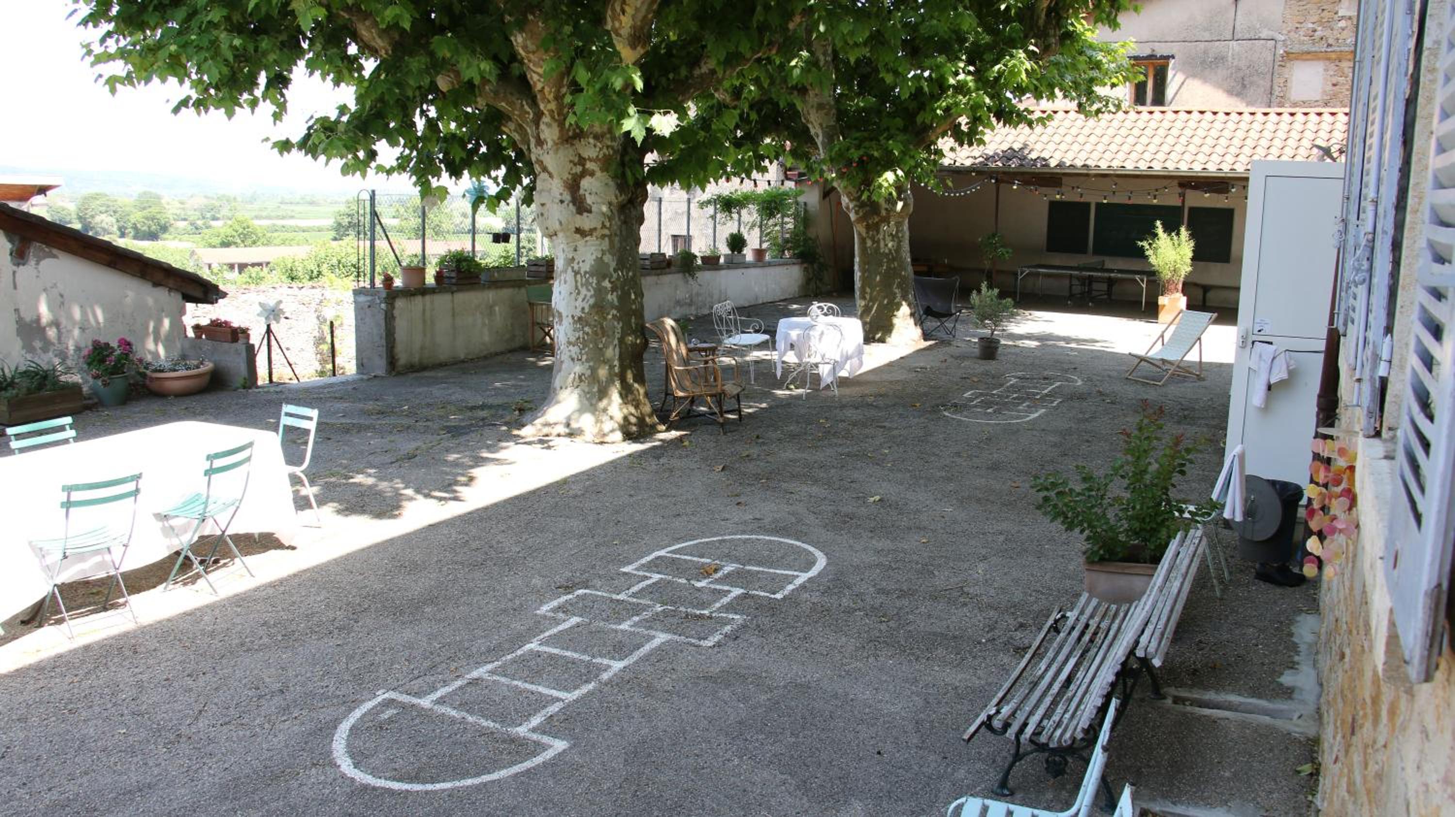 Photo 12
