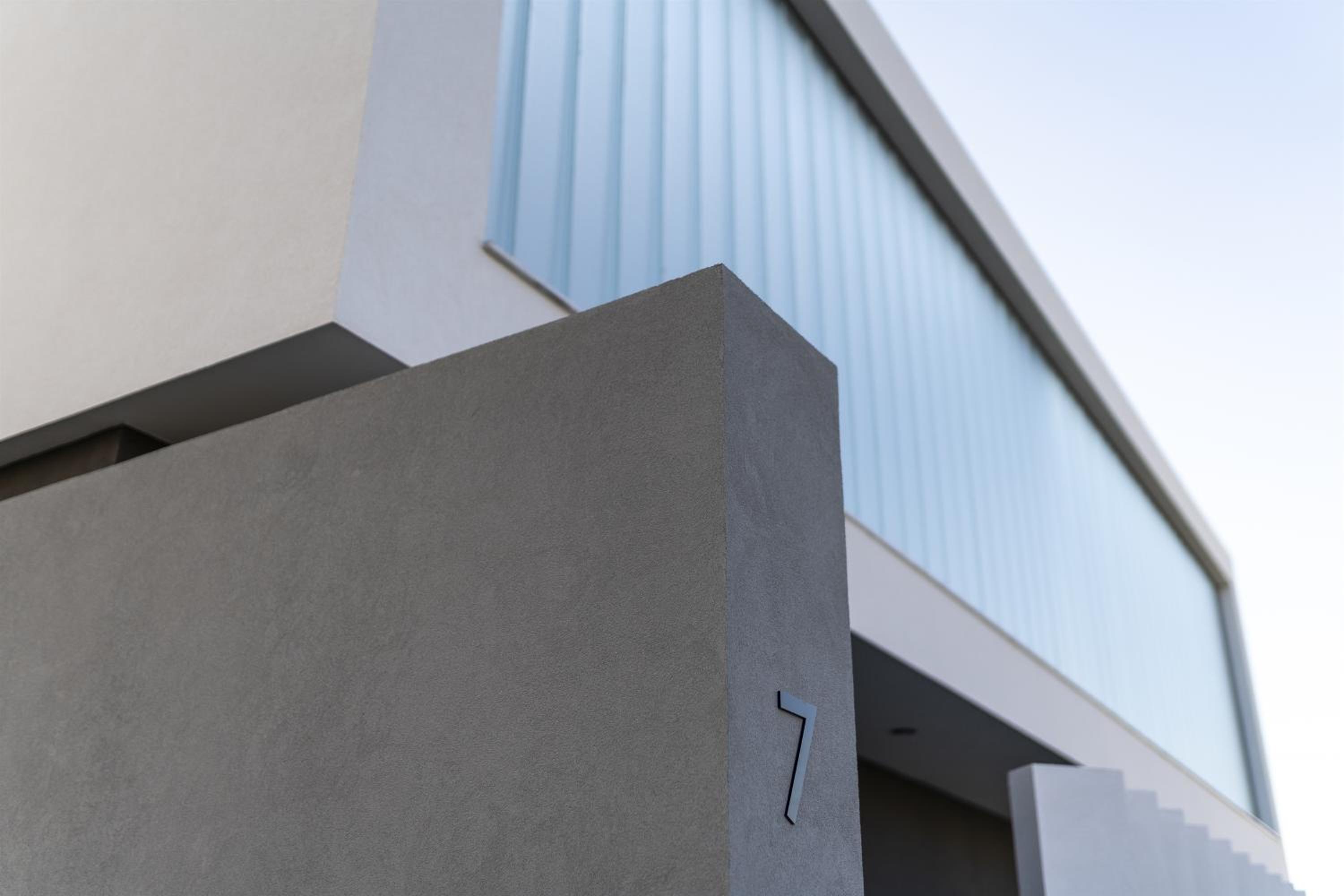 Hotel Momentum Villas - Image 1