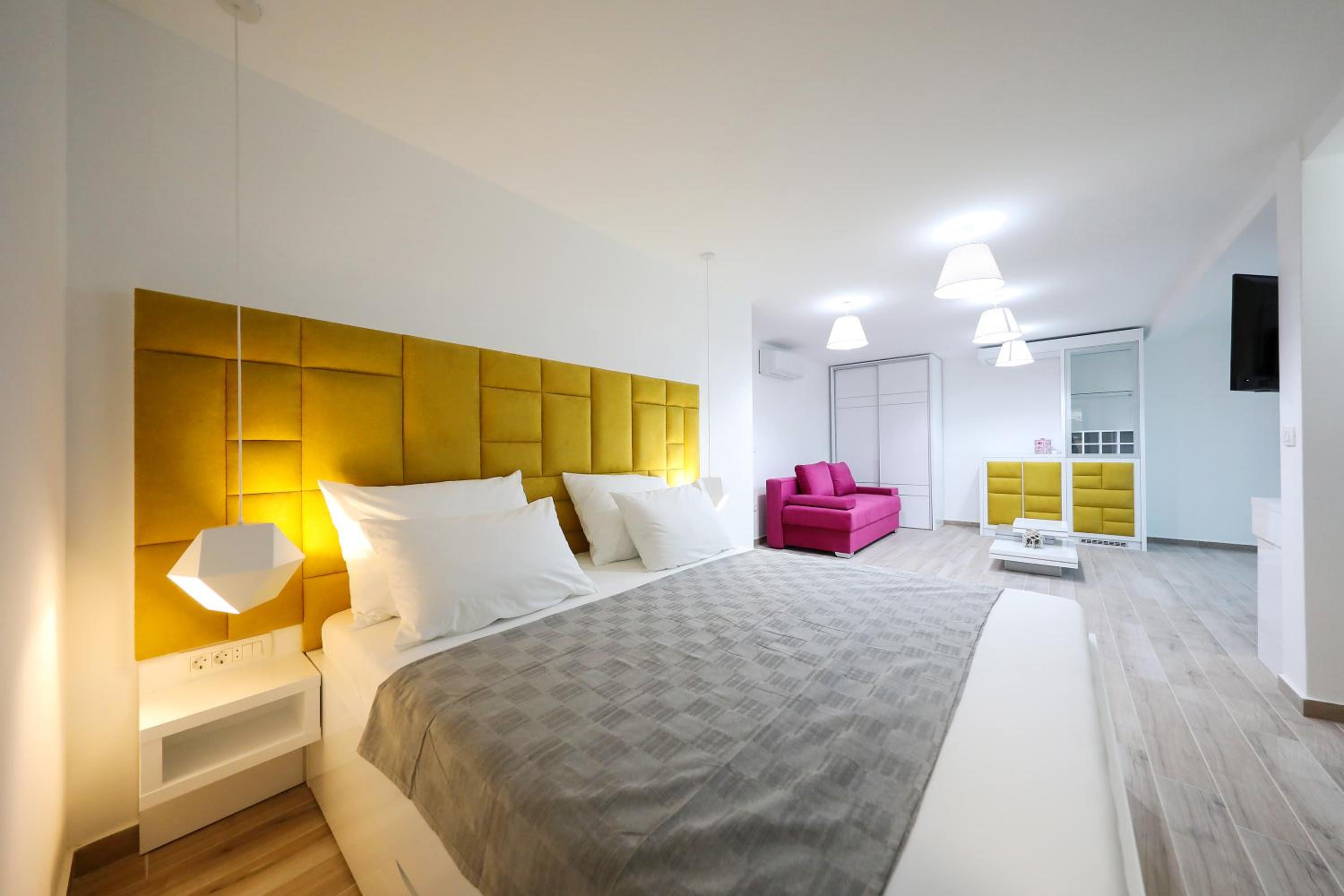 Boutique Residence Cosmopolis 1 view 2