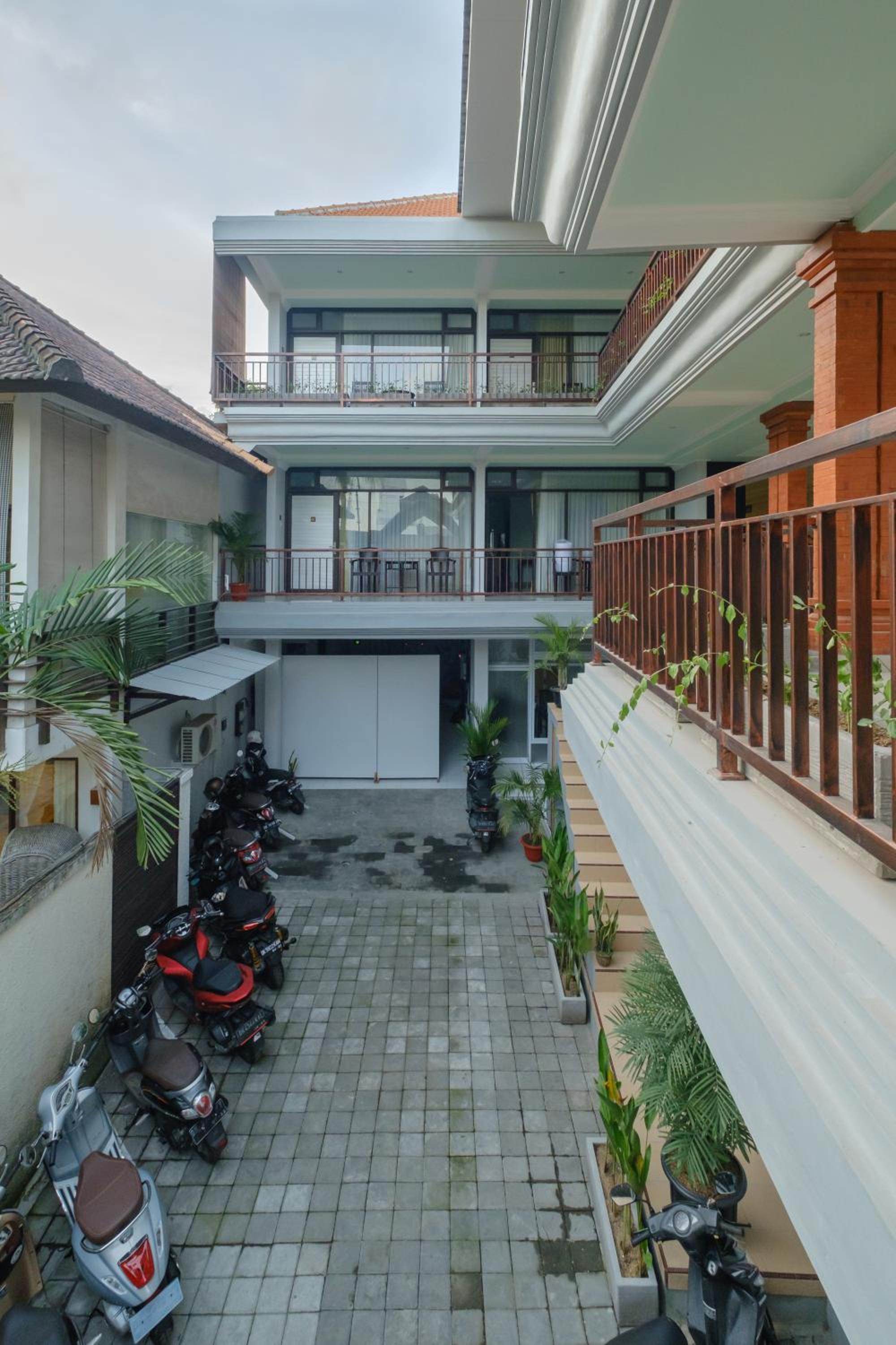 Hotel Grey House Monkey Forest - Image 1