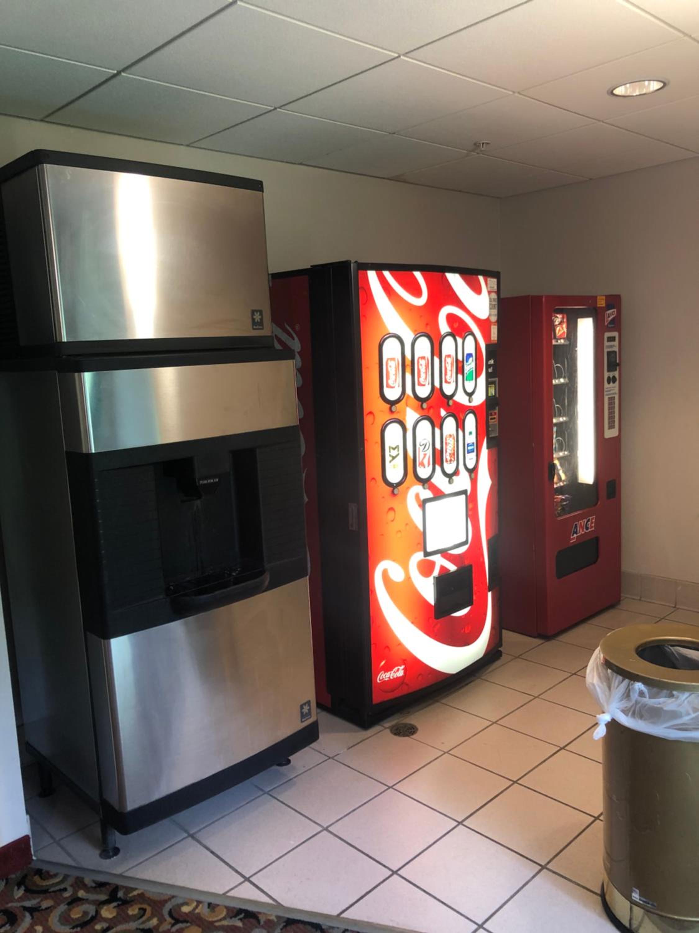 Laurel Vacations - Millennium Inn - Property Image 3