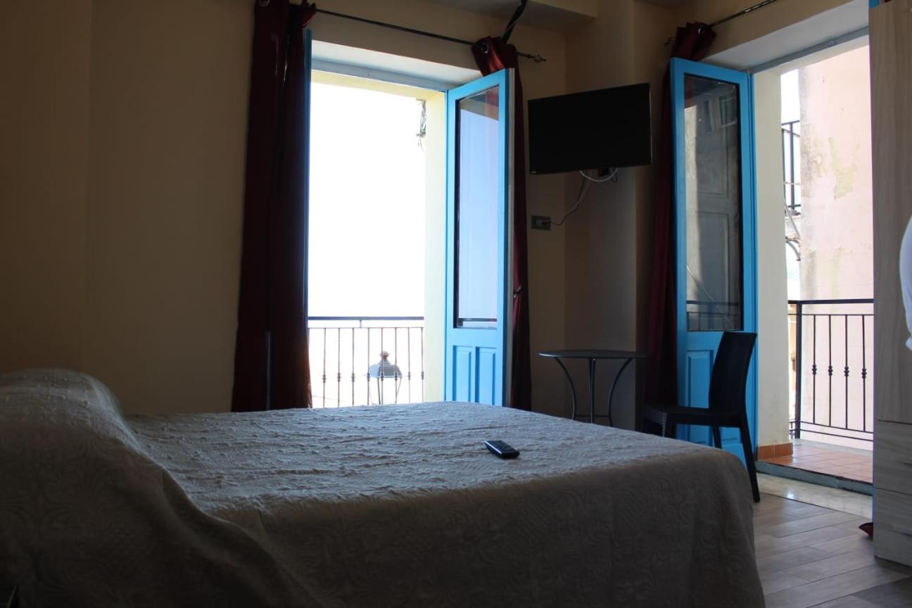 seaside room