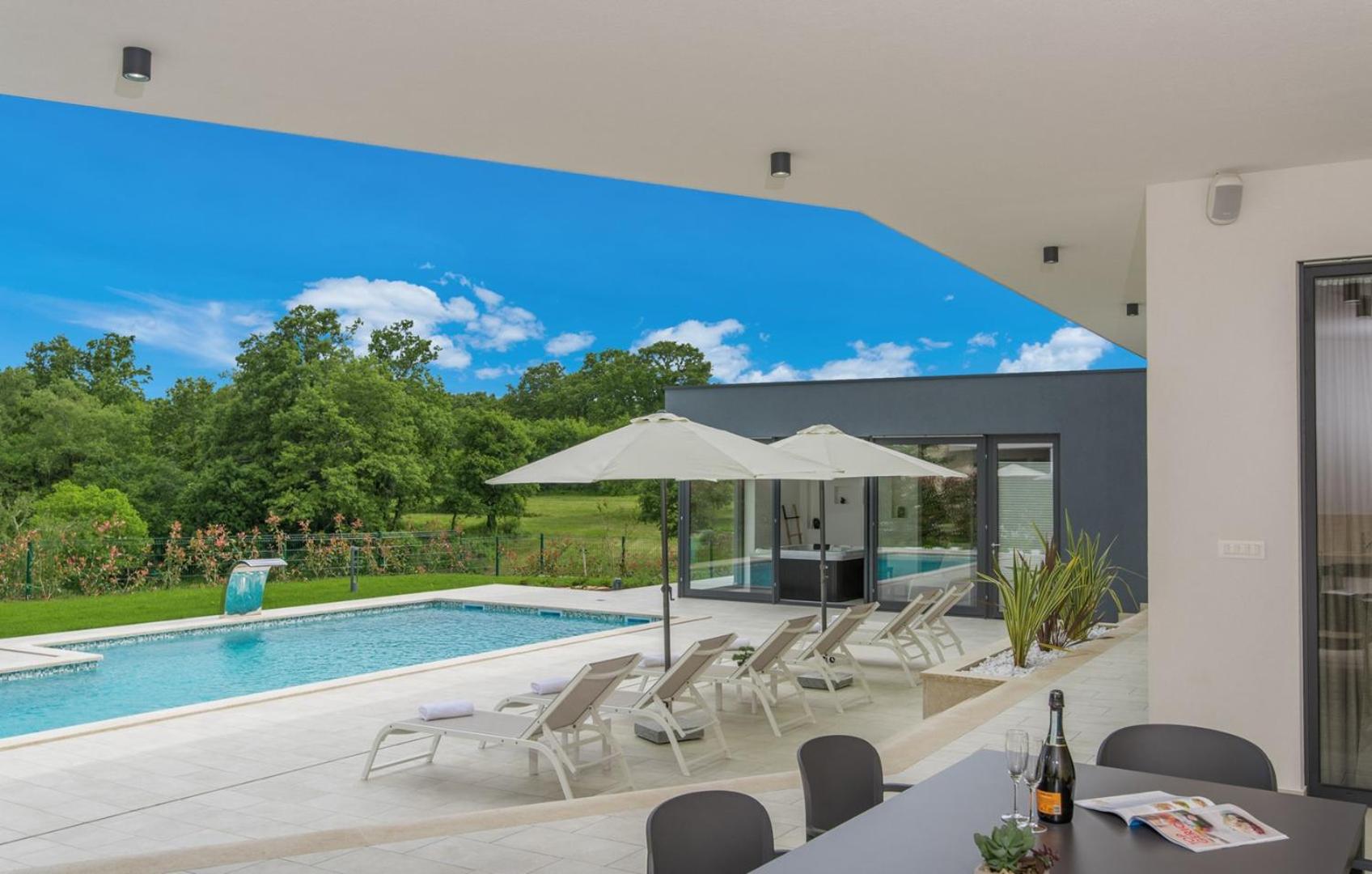 Villa Blanka view 2
