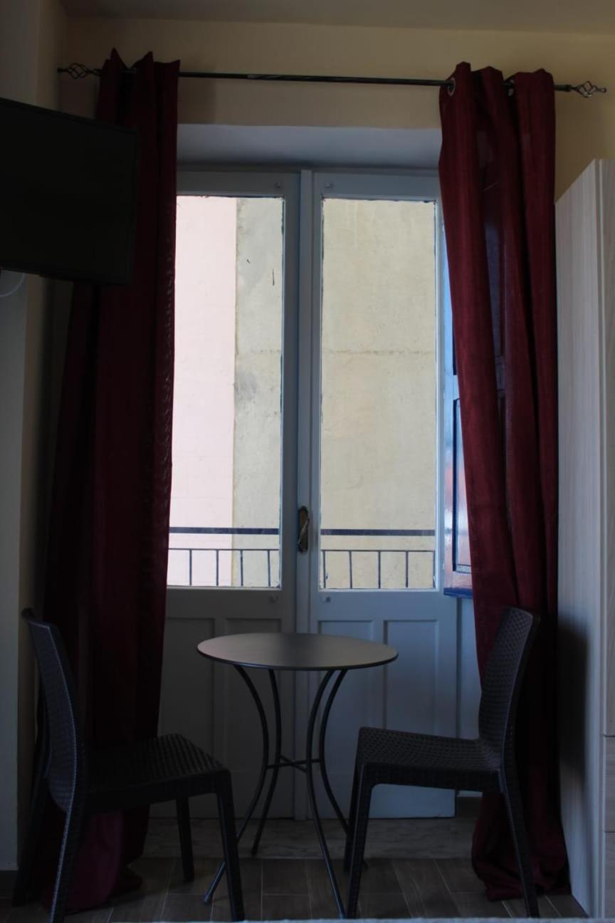 seaside room