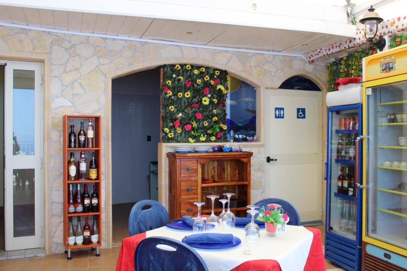 seaside room