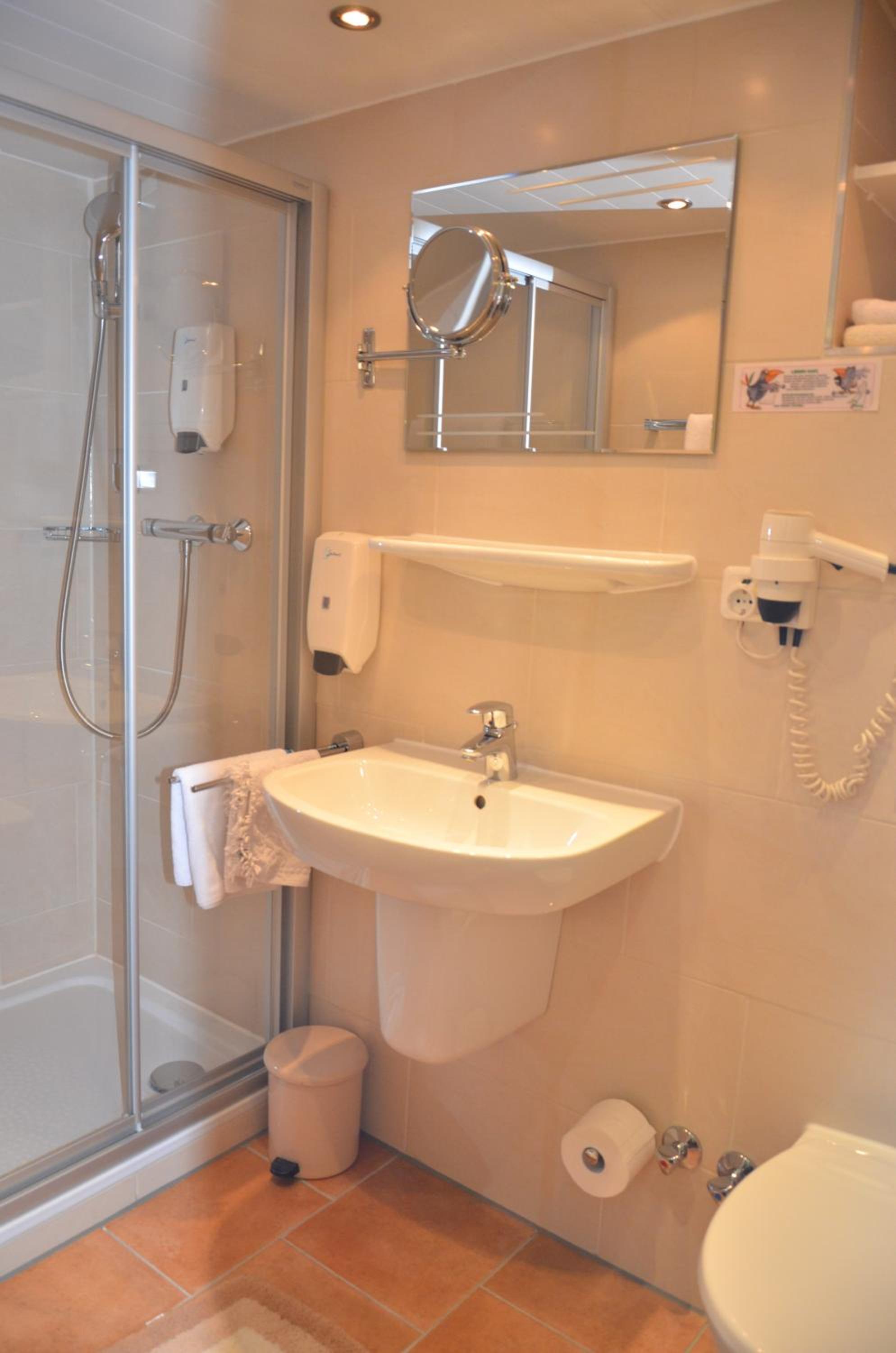 Hannover Vacations - Hotel Waldersee - Property Image 17