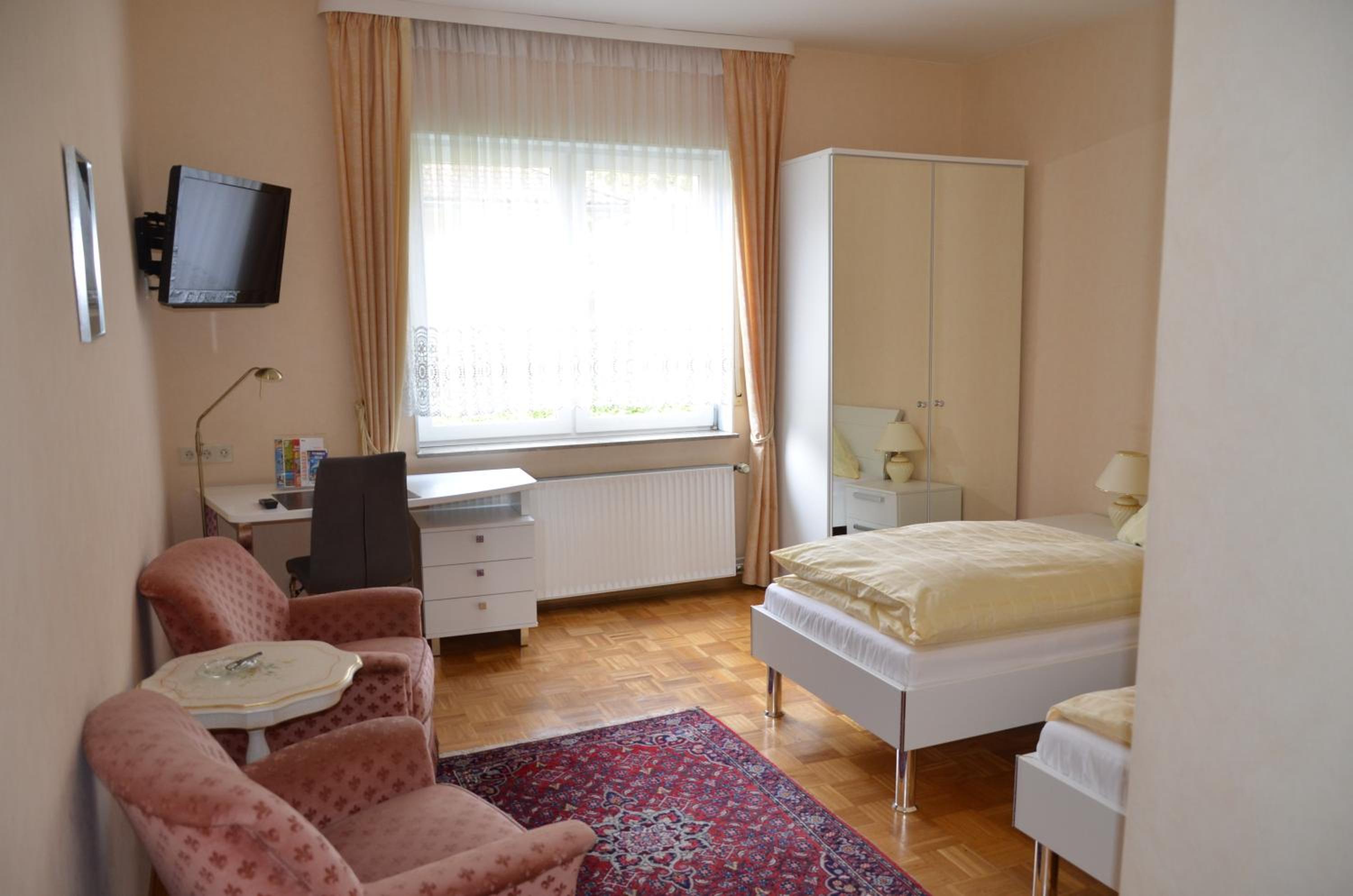 Hannover Vacations - Hotel Waldersee - Property Image 10