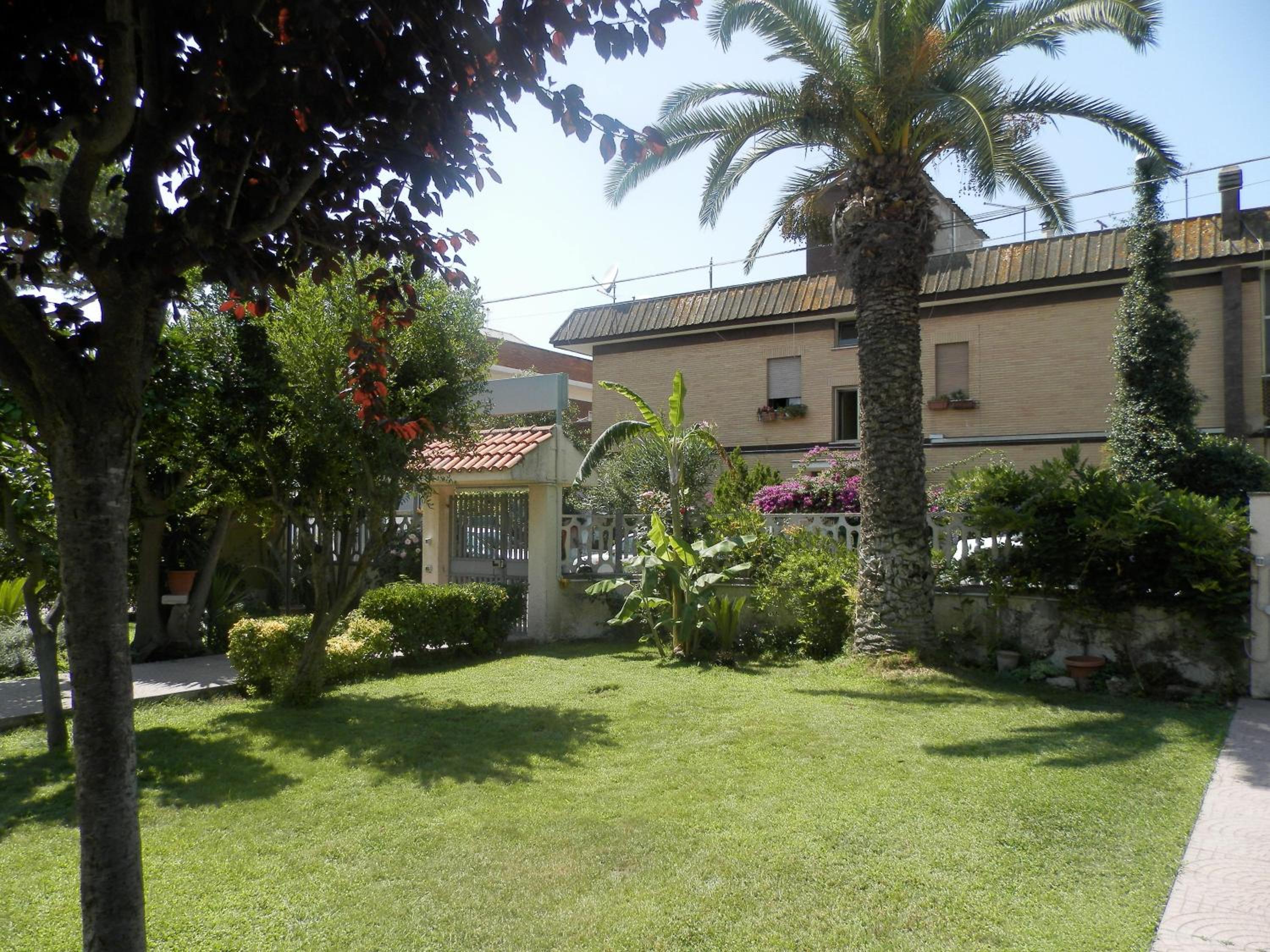 Luana Inn Holiday photo 4