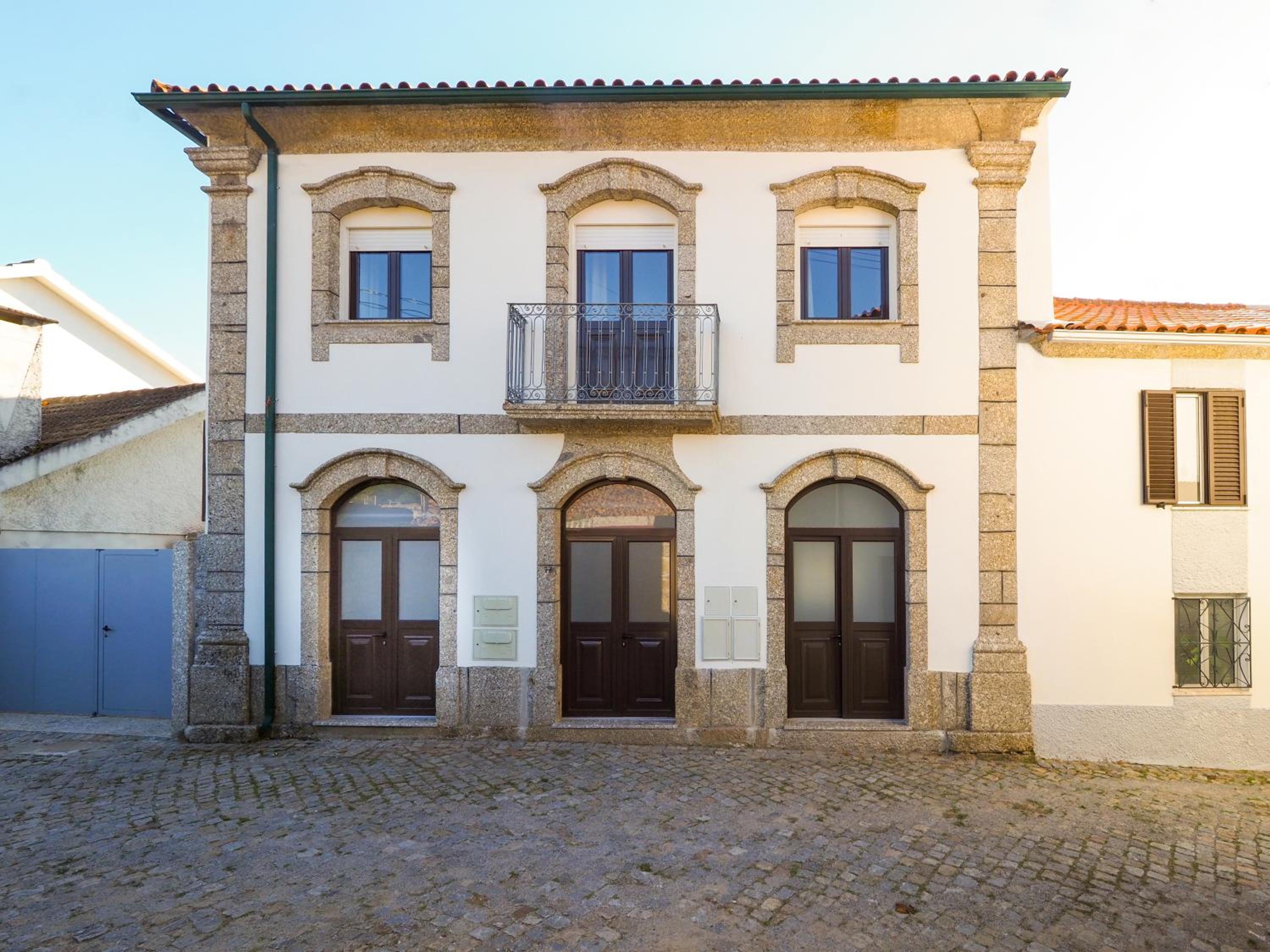 CASAS D'ELVIRA view 2