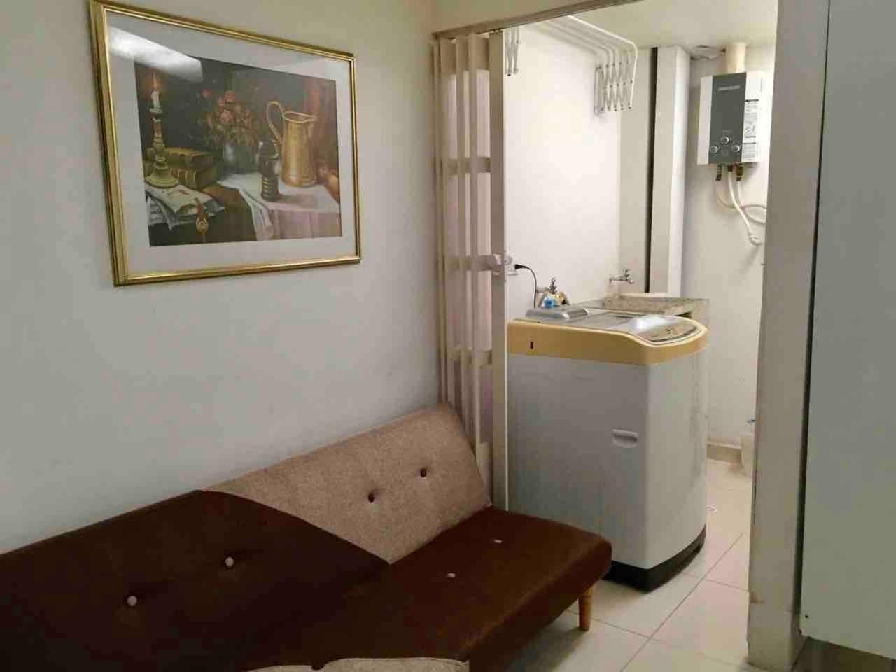 SPACIOUS 2 BEDROOM APARTMENT CENTRAL LOCATION 101 view 5