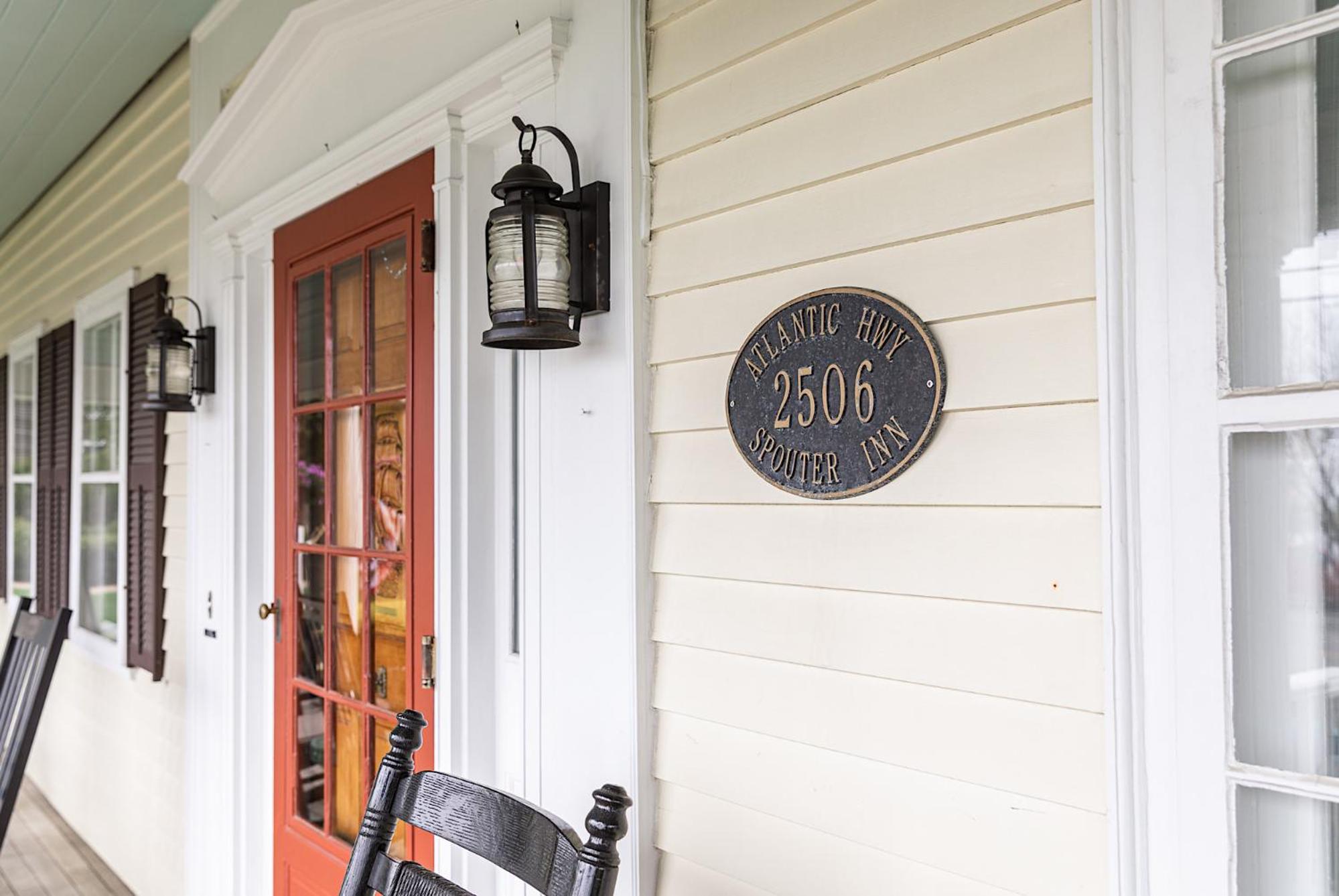 Spouter Inn Bed & Breakfast