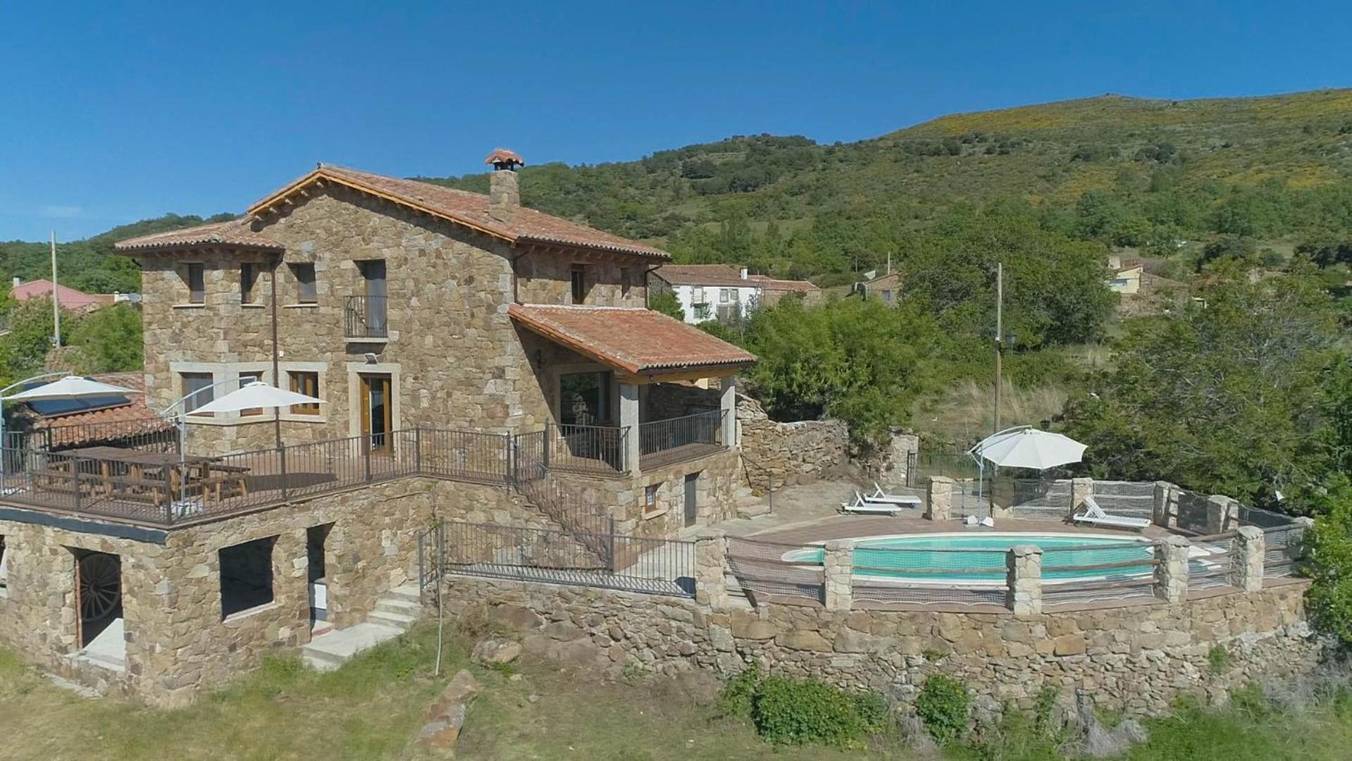Casas Rurales Lalo y Chelo view 2