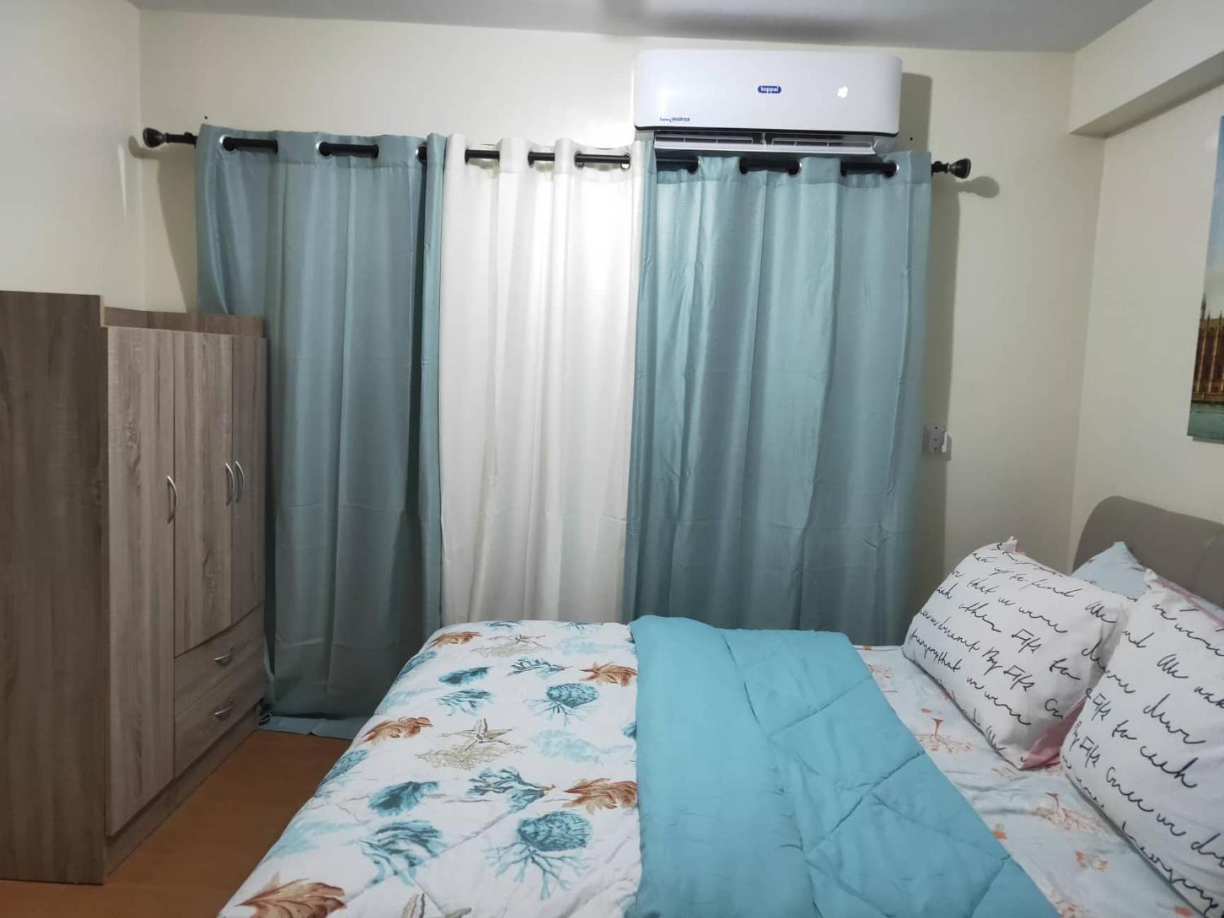 Oasis Studio Near Limketkai Mall Pool, Wi-Fi & Cable TV view 2