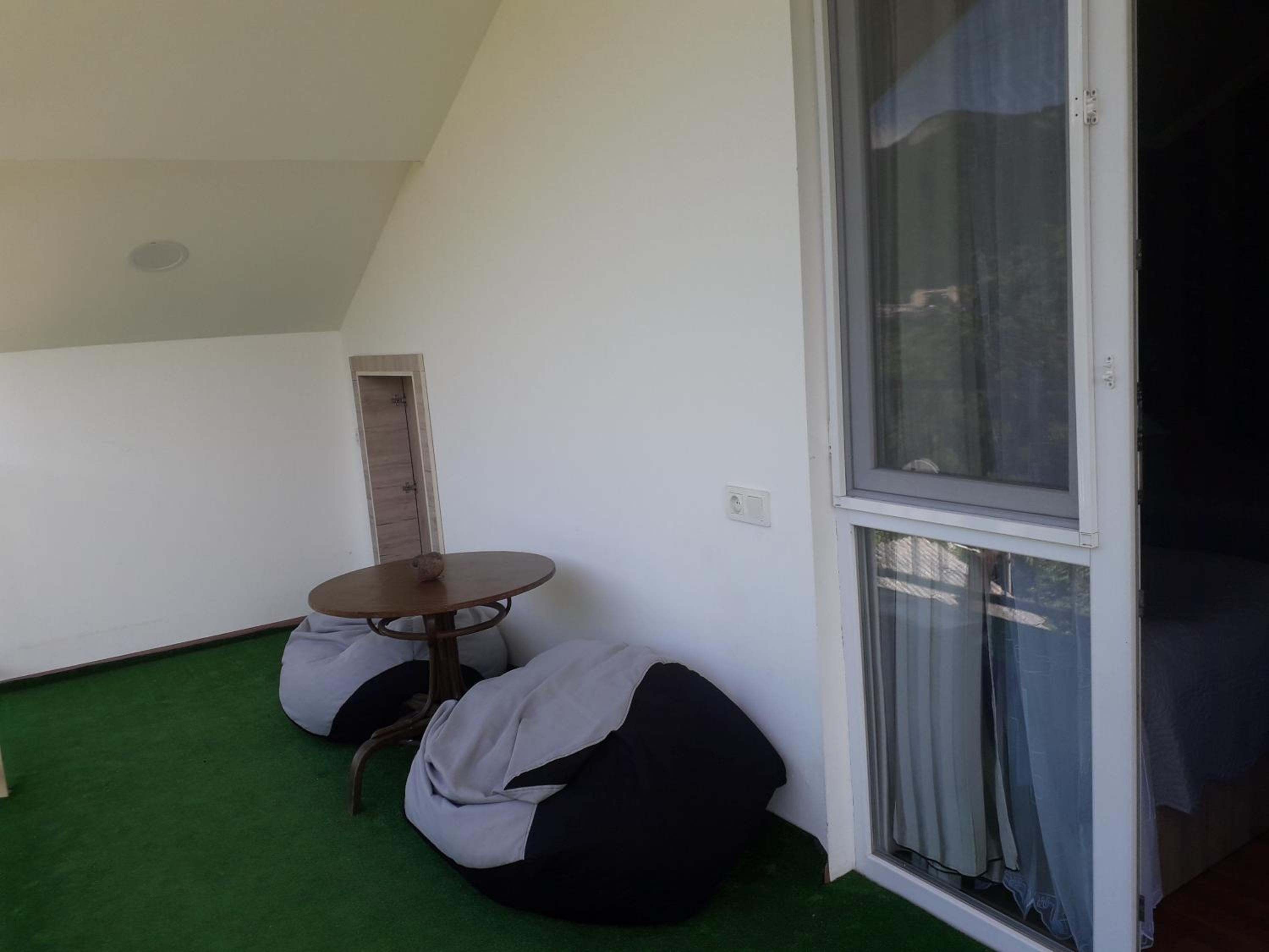 Photo 36