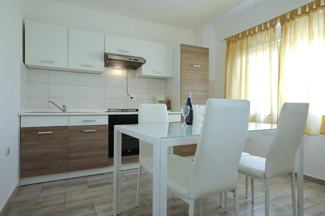 Apartment Mirela