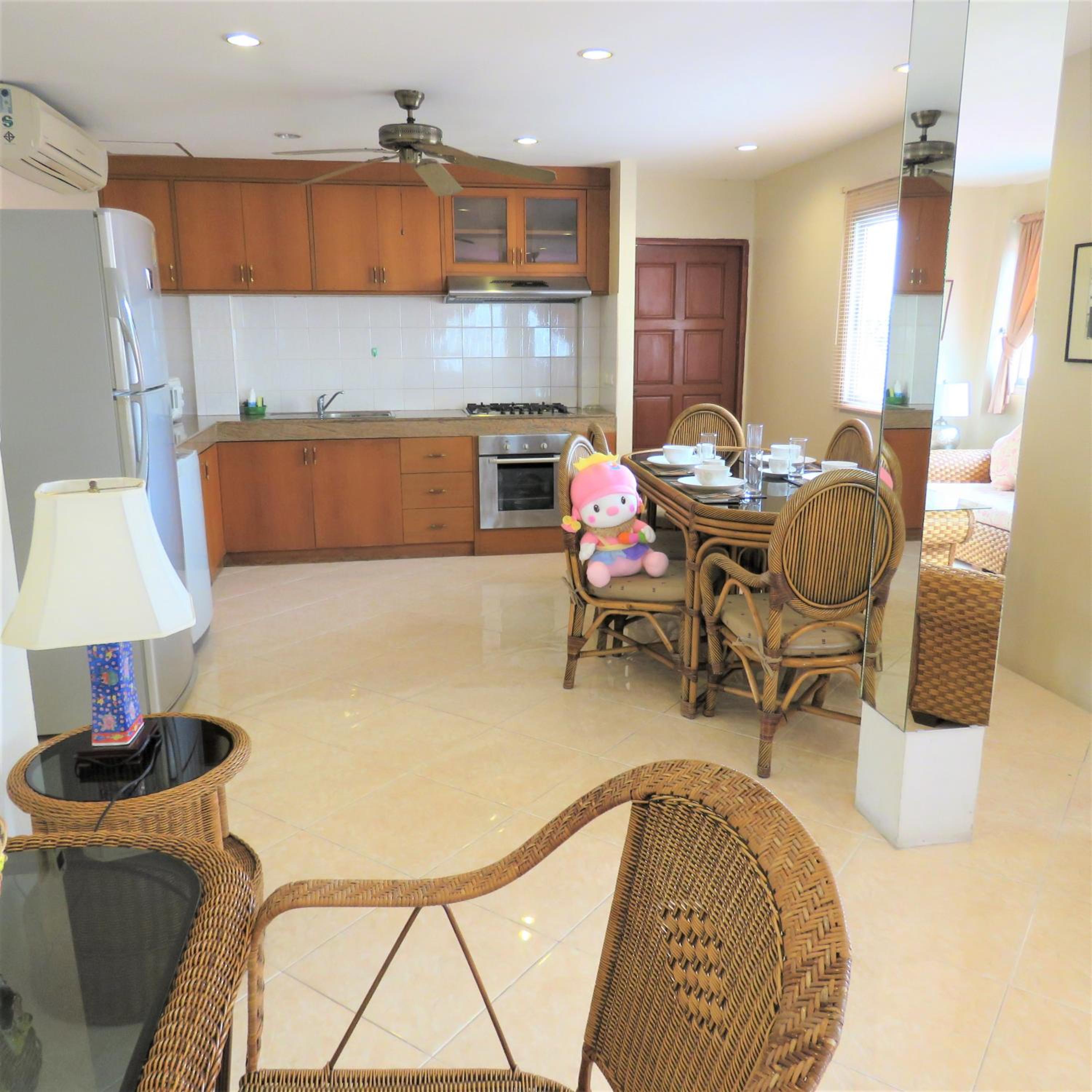 BUTTERFLY GARDEN BOUTIQUE RESIDENCES A Lifestyle destination that you deserve by Neang 110 to 190 sqmtr 1 to 3 bedroom units, 2 full bathrooms, Spa bath, R view 5