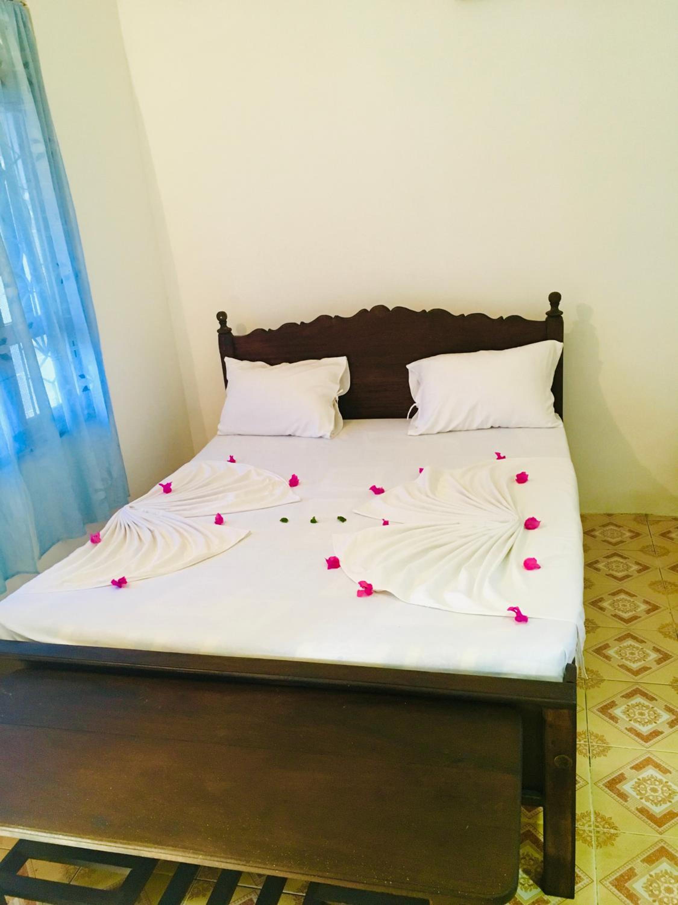 Shashini Beach Resort