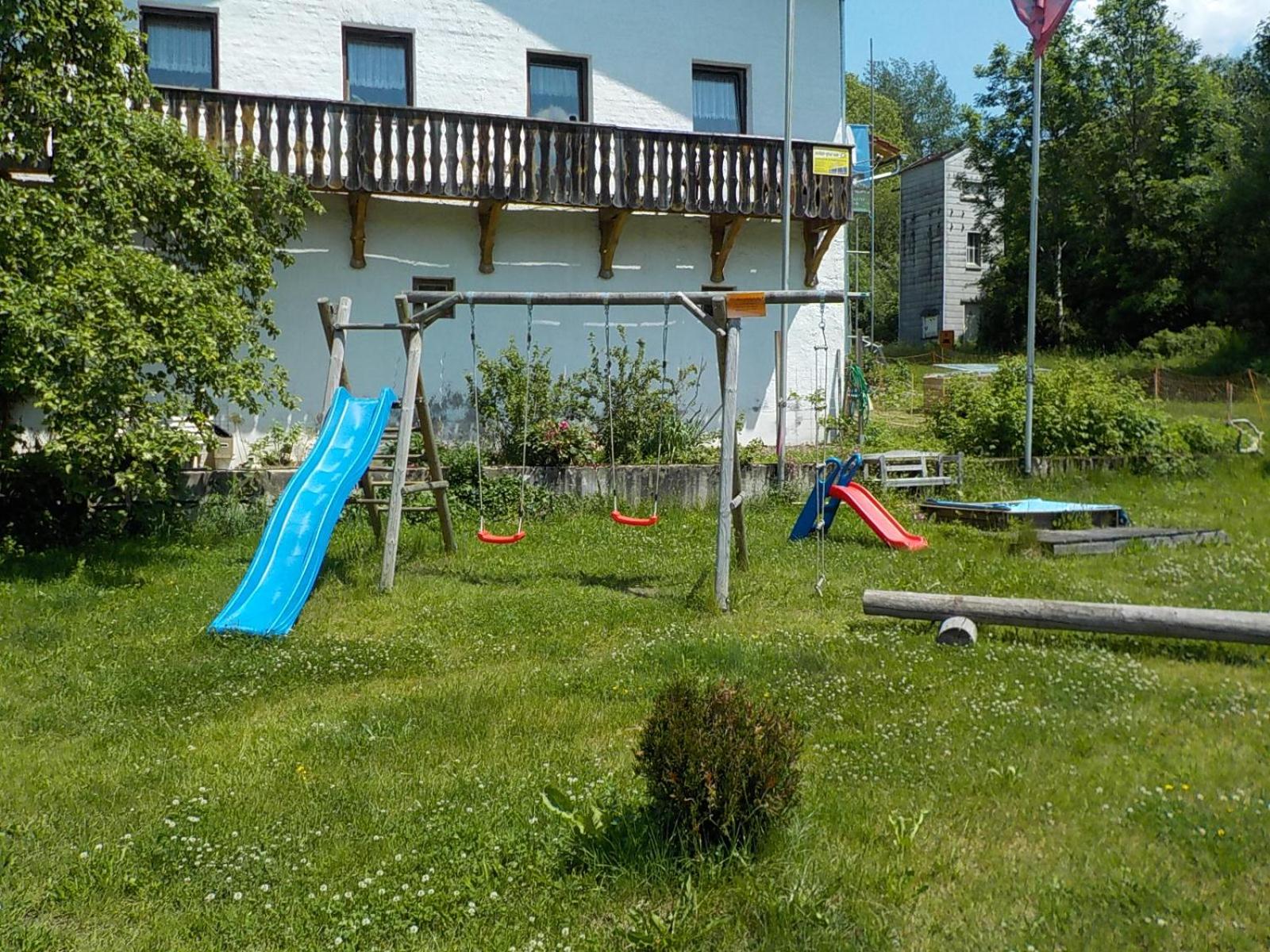 Photo 32
