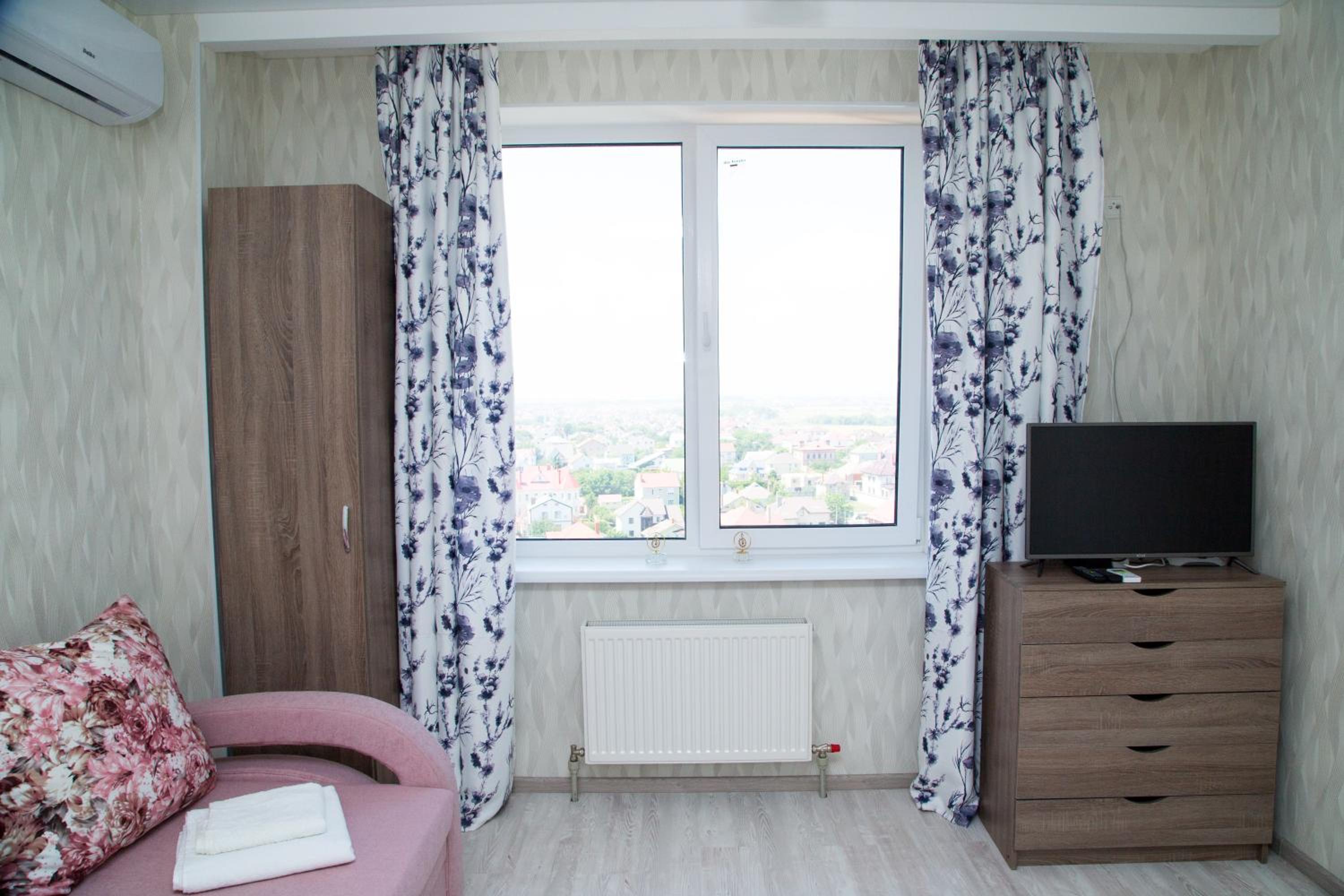 New House Comfort Apartment view 2