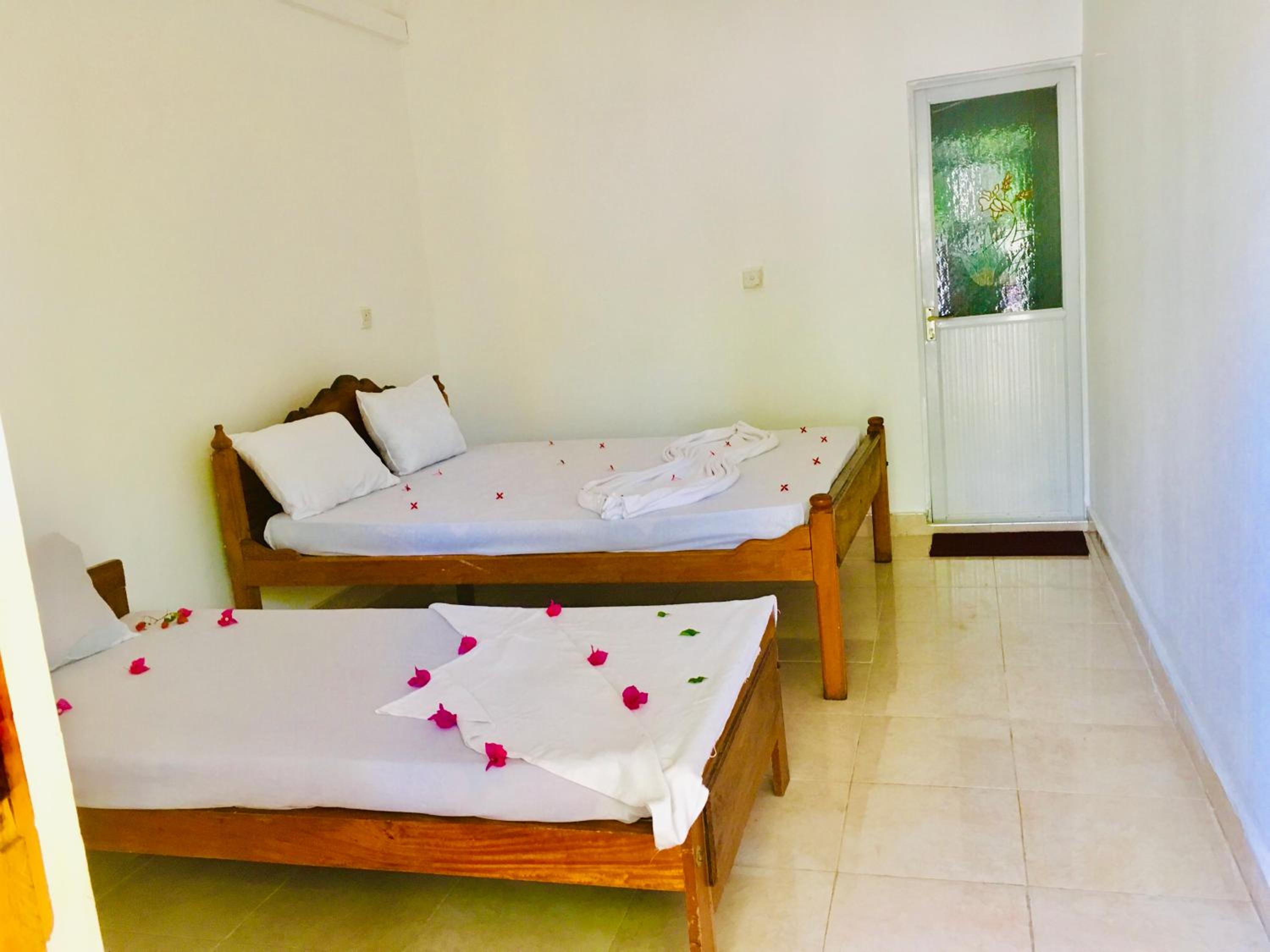Shashini Beach Resort