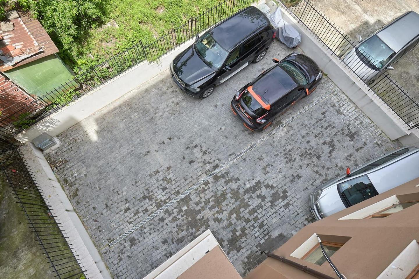 RELAX CENTER Burgas & Free PARKING