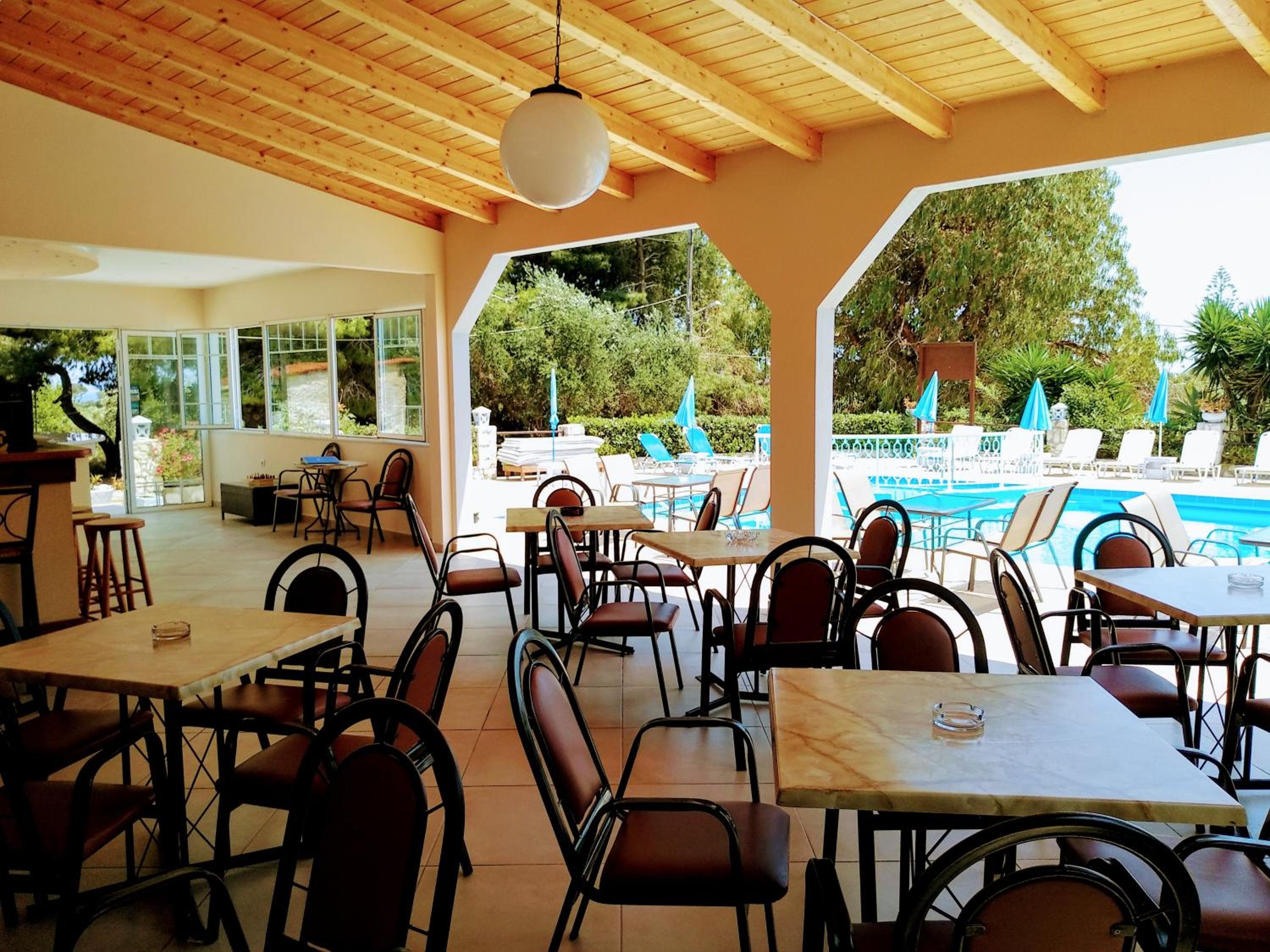 Zante Yliessa photo 5