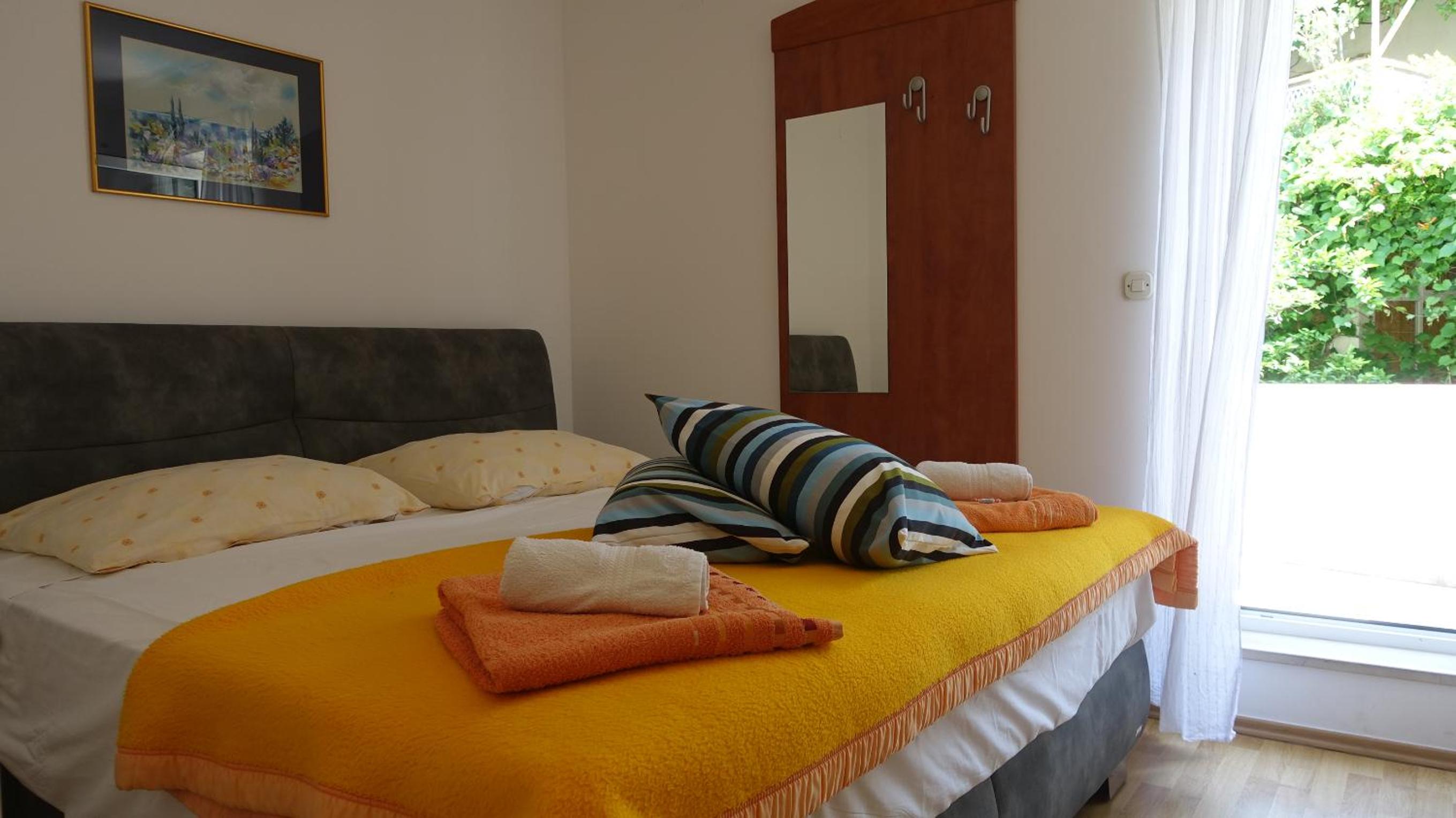 Apartments Lena