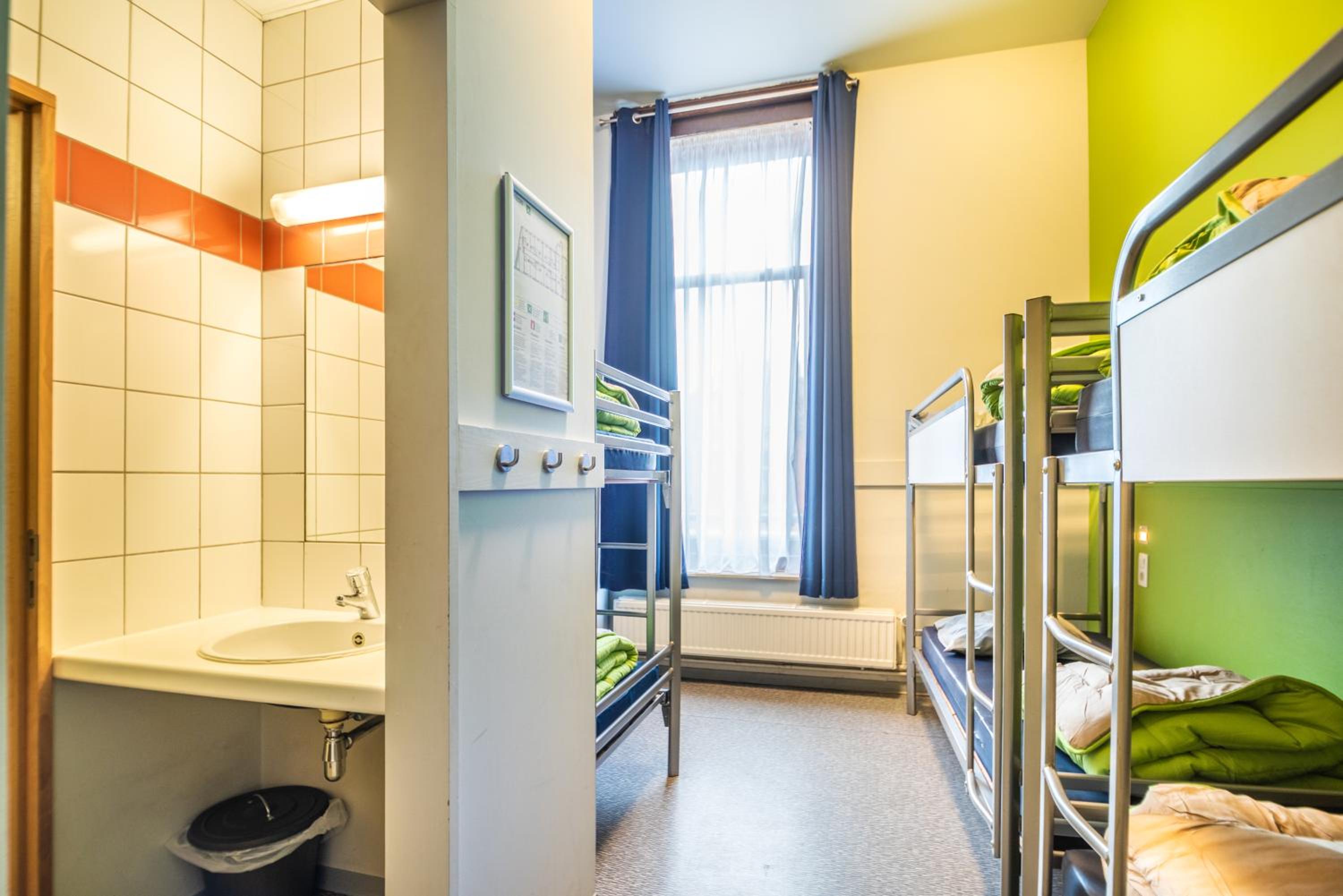 Auberge de Jeunesse de Tournai - Youth Hostel