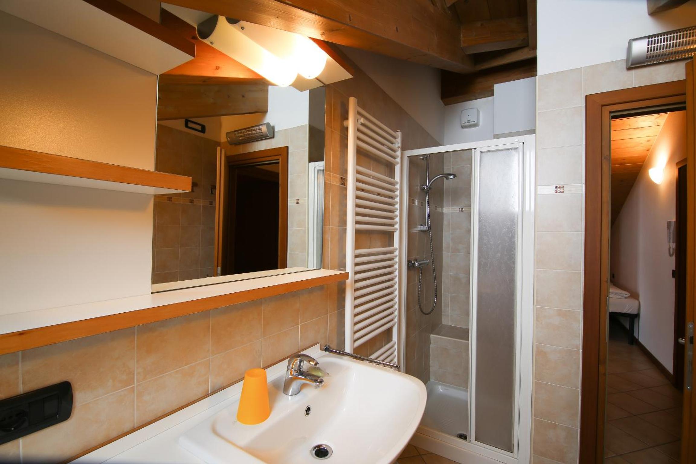 Chalet Teola