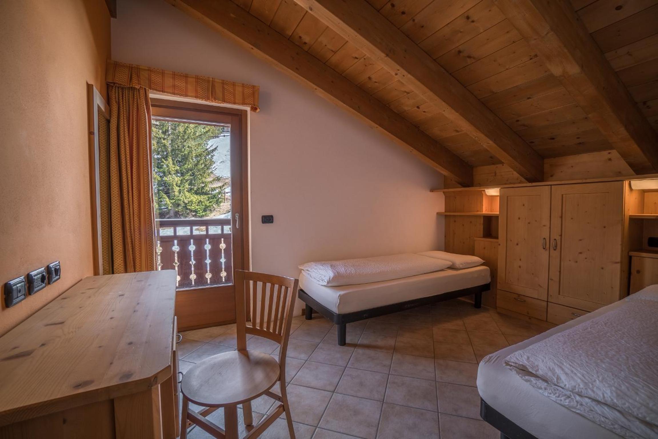 Chalet Teola