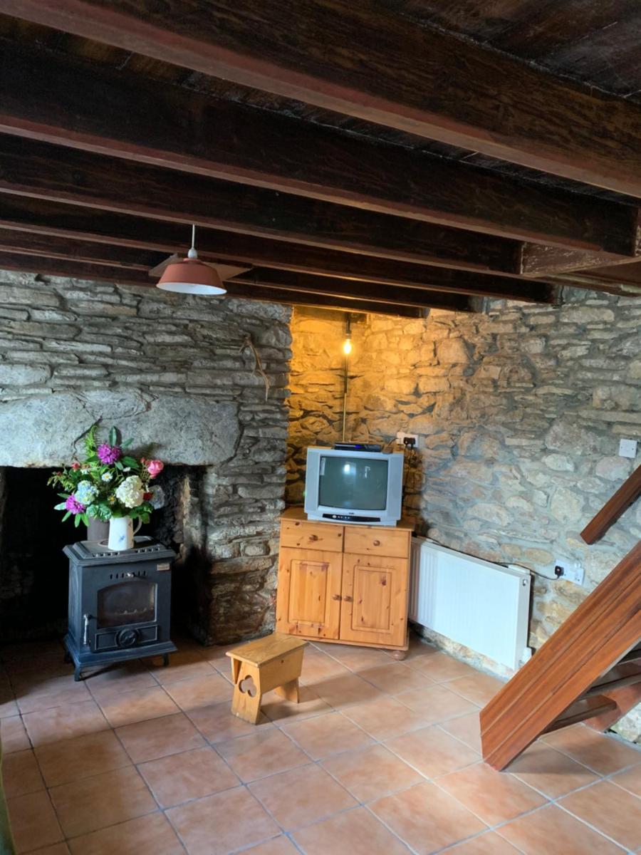 Westland Traditional Cottage dated 1700's view 5