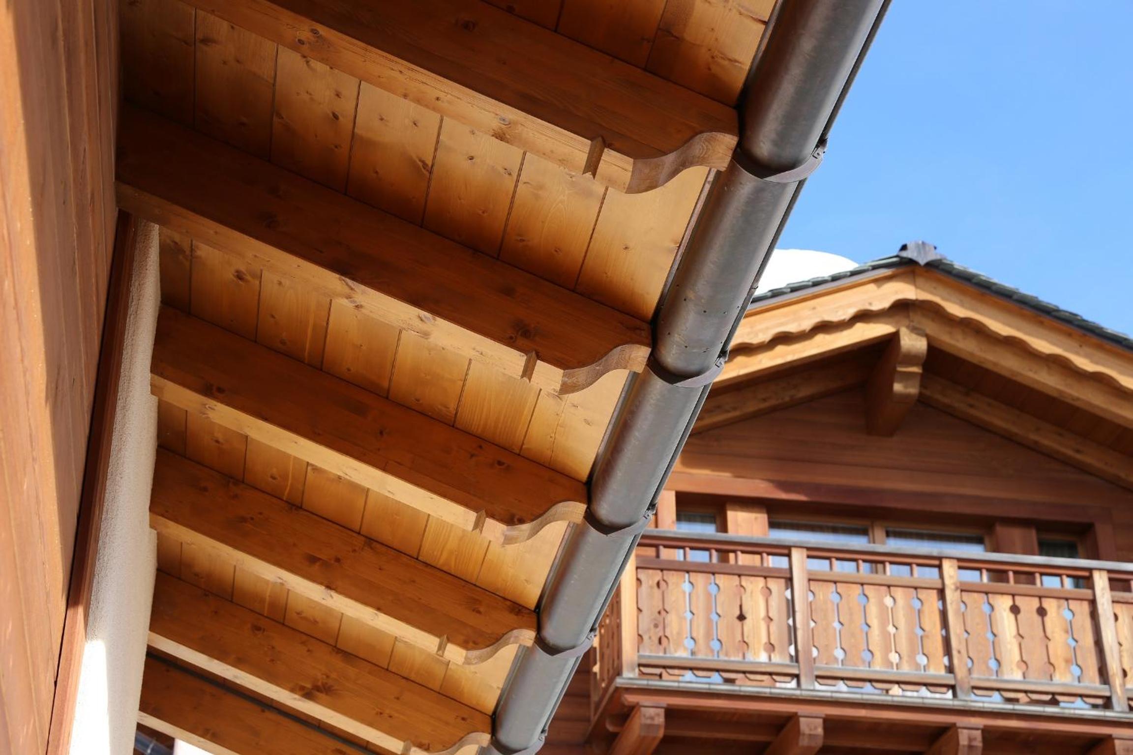 Chalet Teola