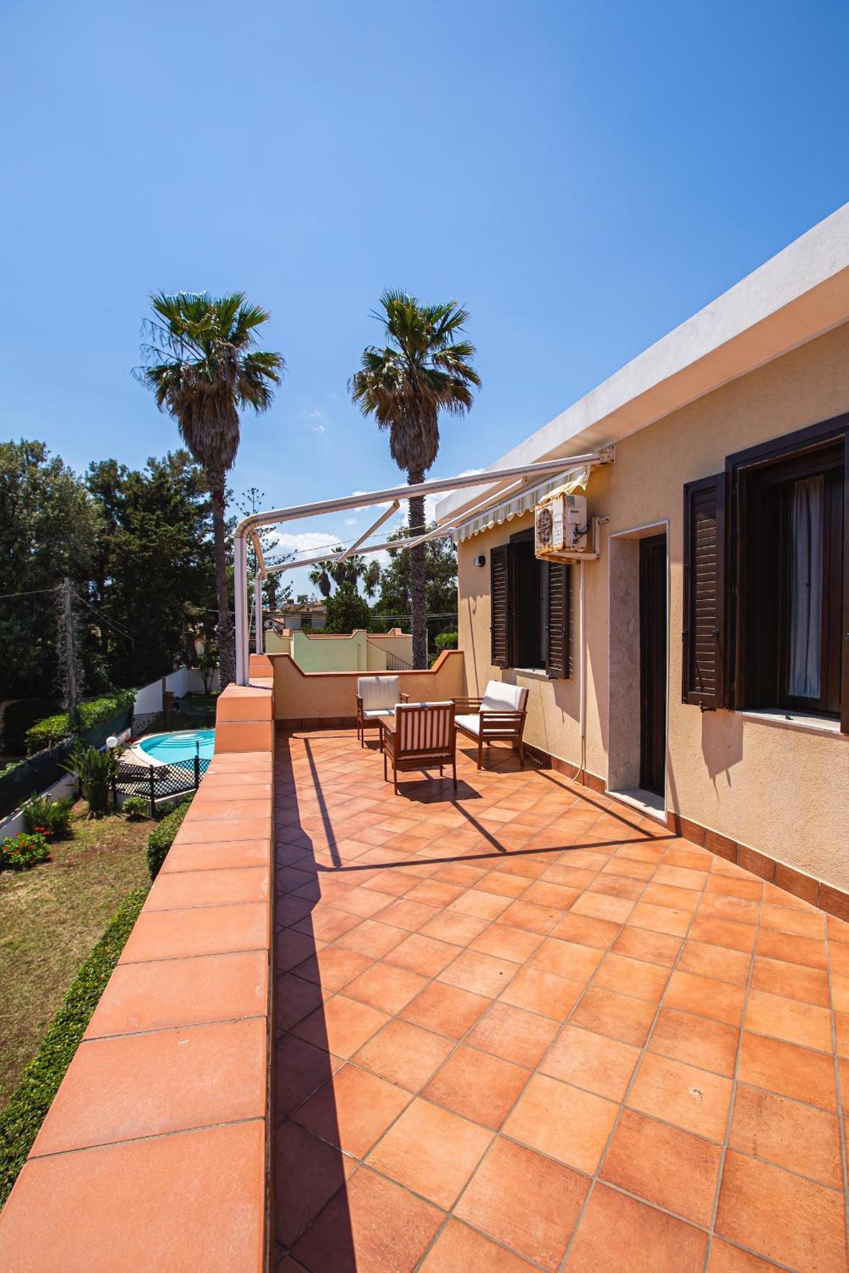 Top Sea Ognina view 4
