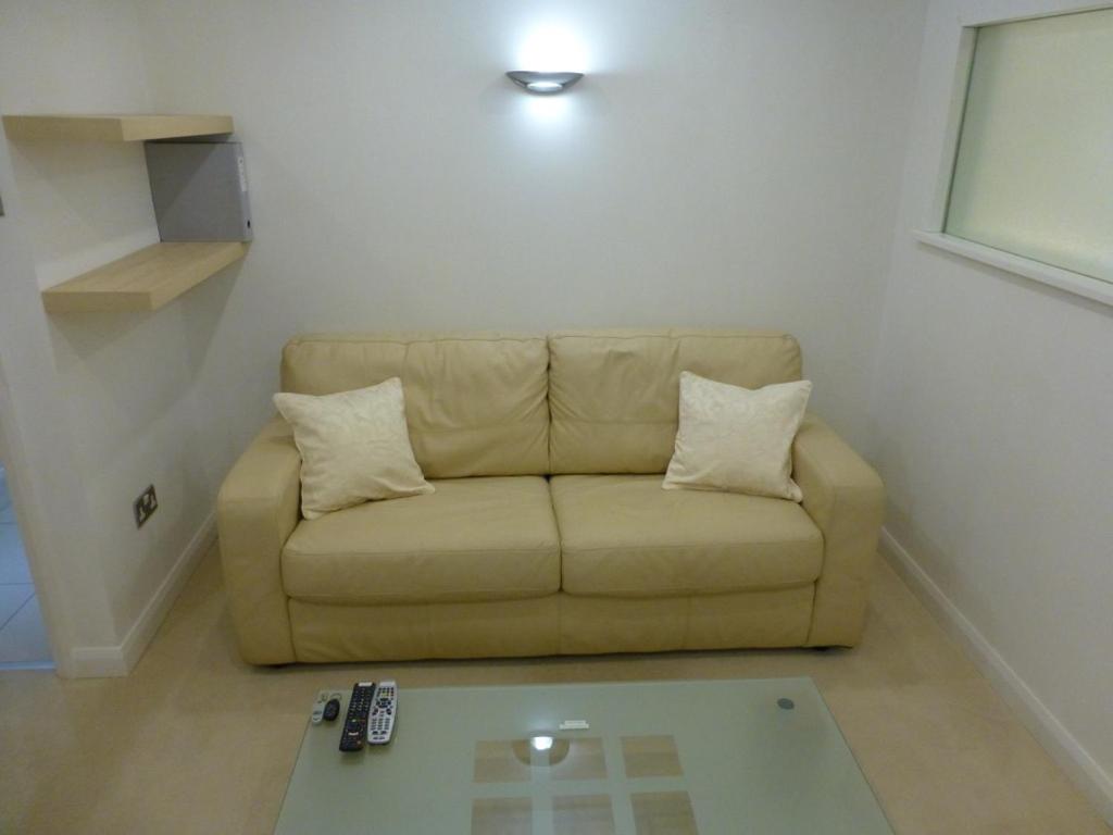 Earle House Serviced Apartments view 4