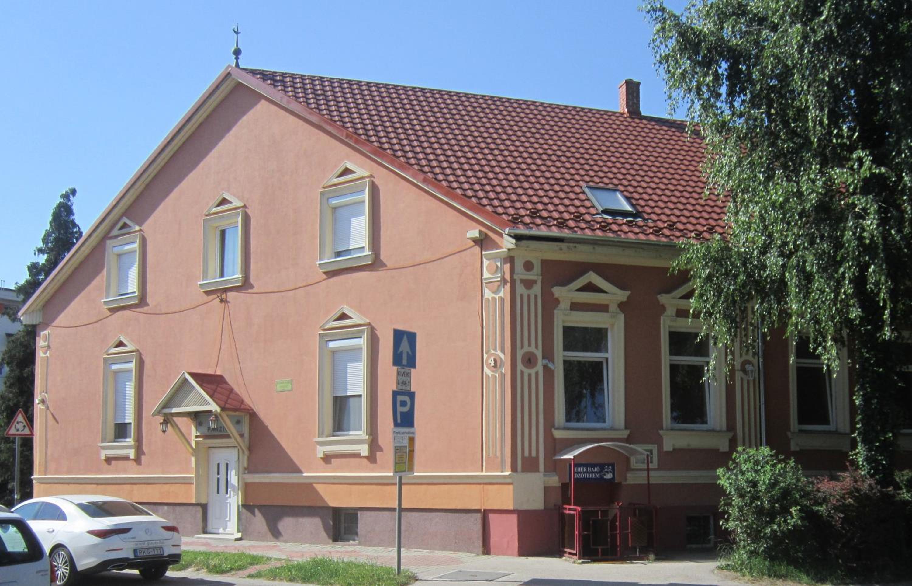 Photo 11