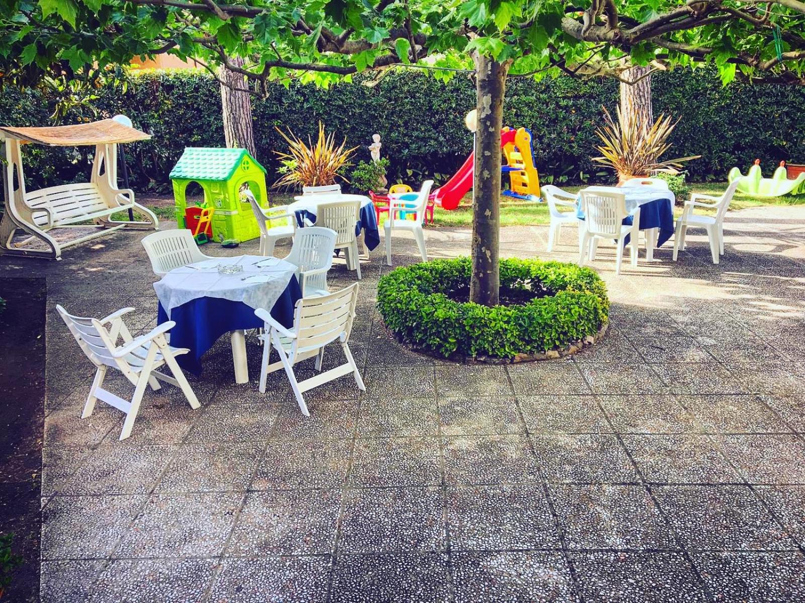 Hotel Perla Del Mare