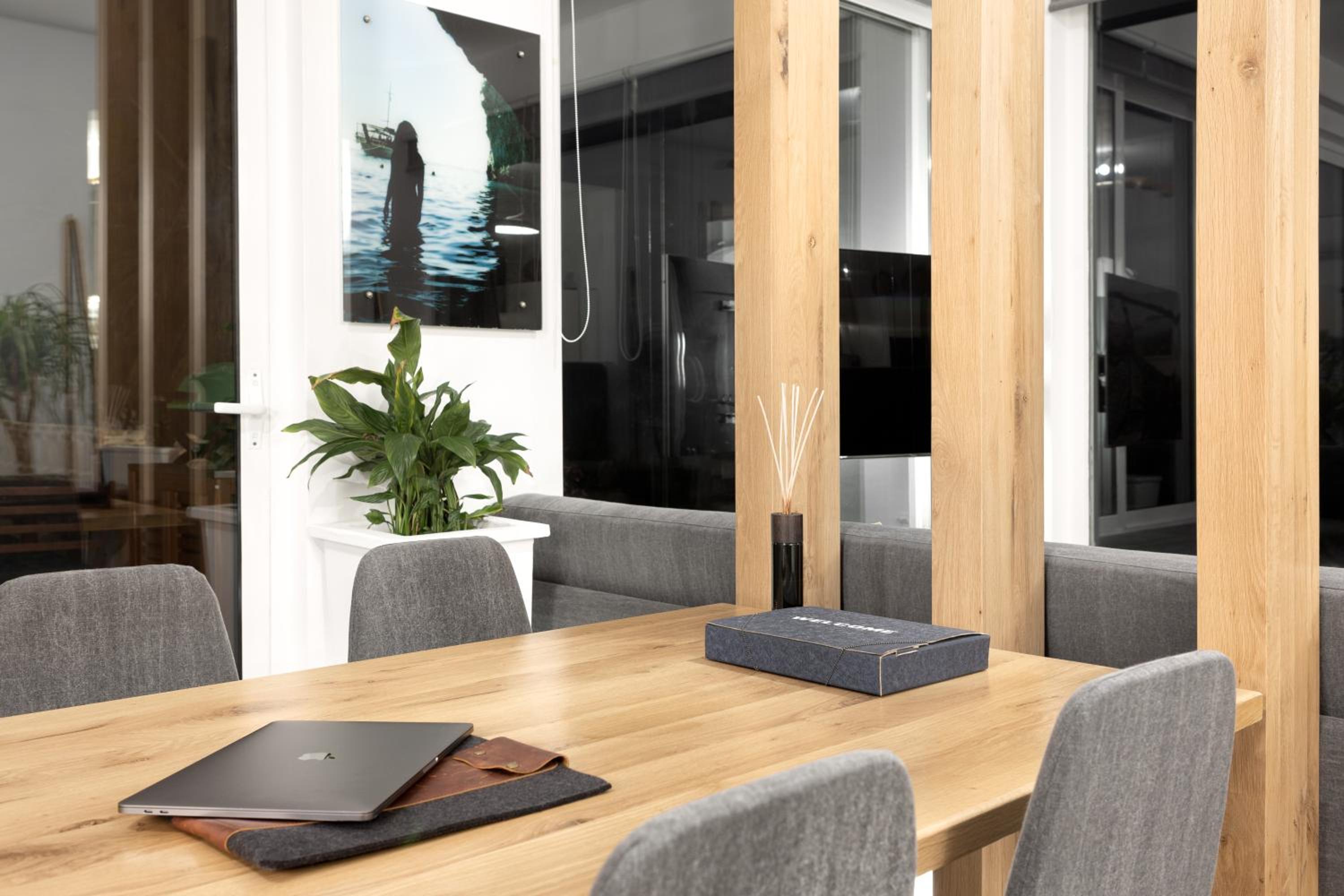meeting & event spaces