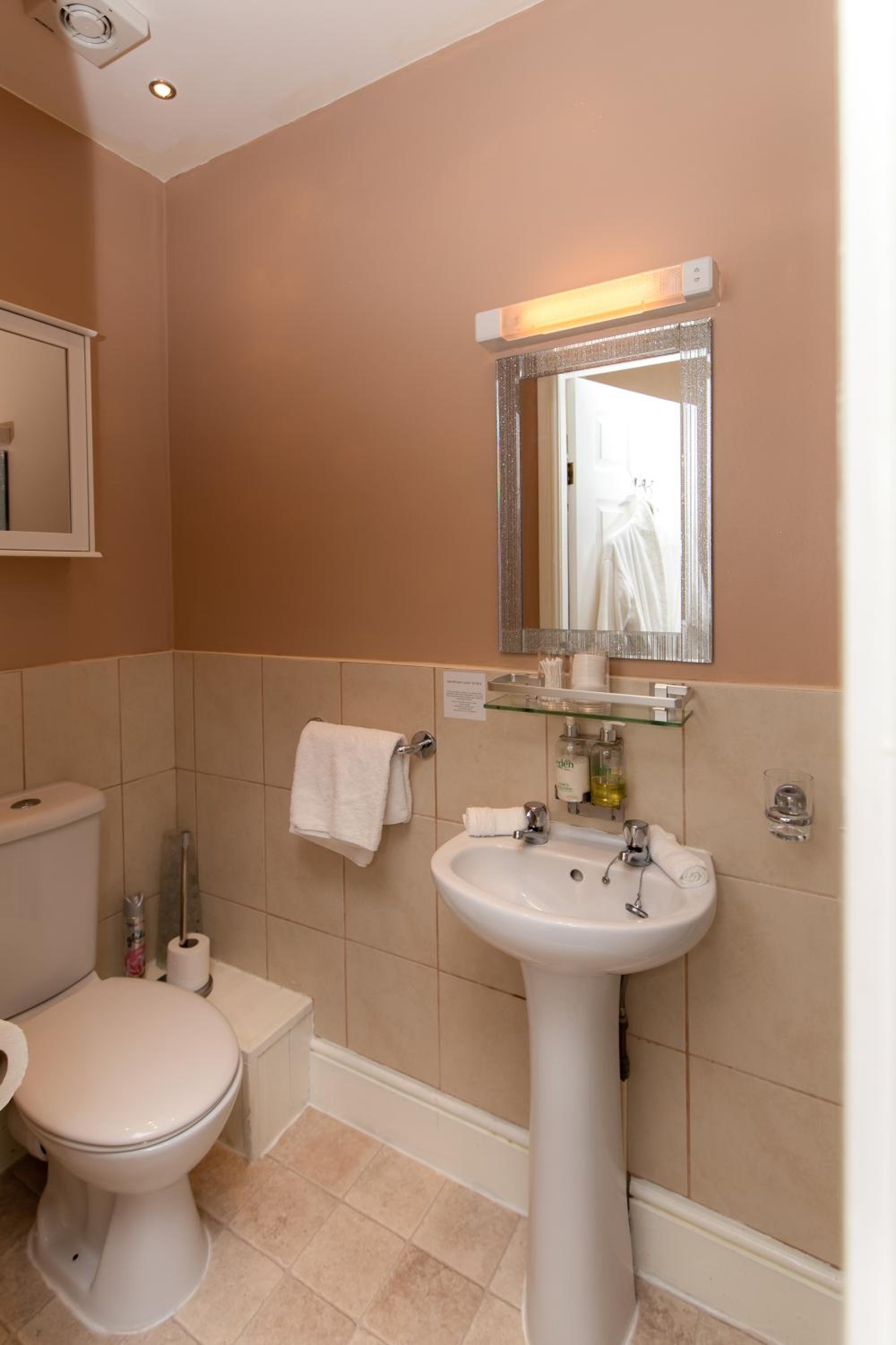 Clifton Villa Guest House