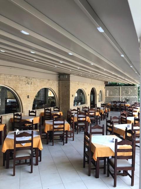 Karteros Hotel