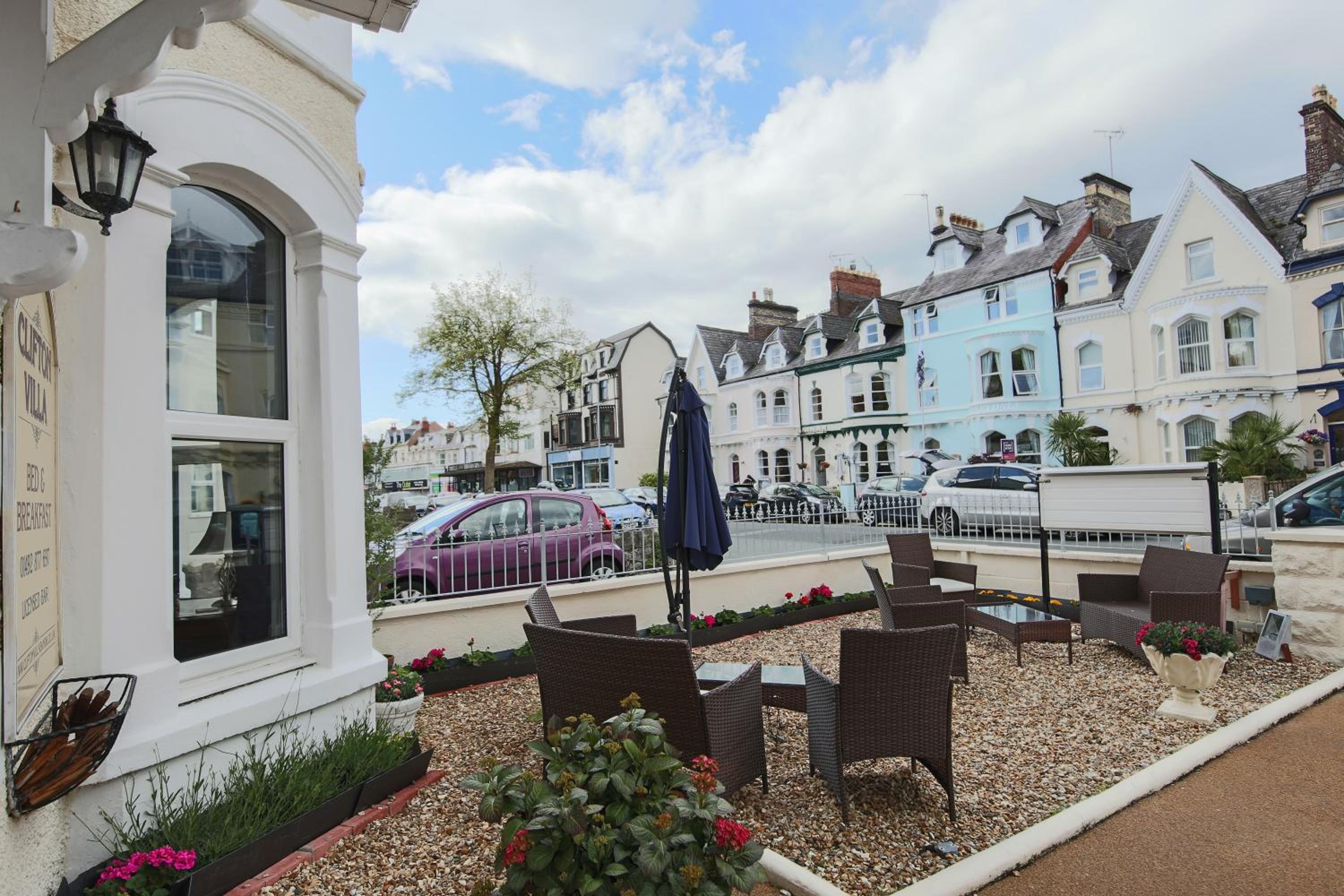 Clifton Villa Guest House