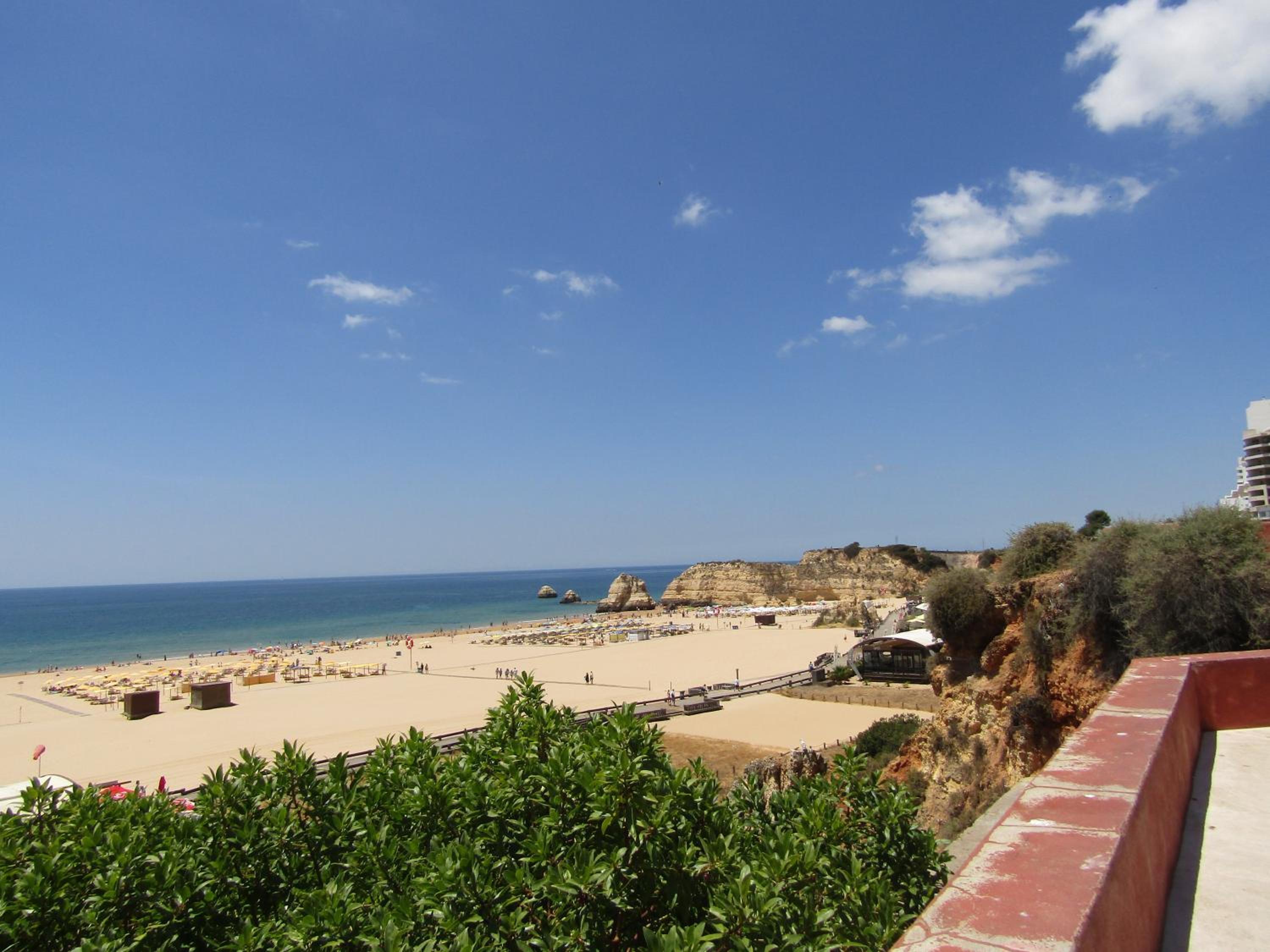 Casa Encantada - Praia da Rocha view 3