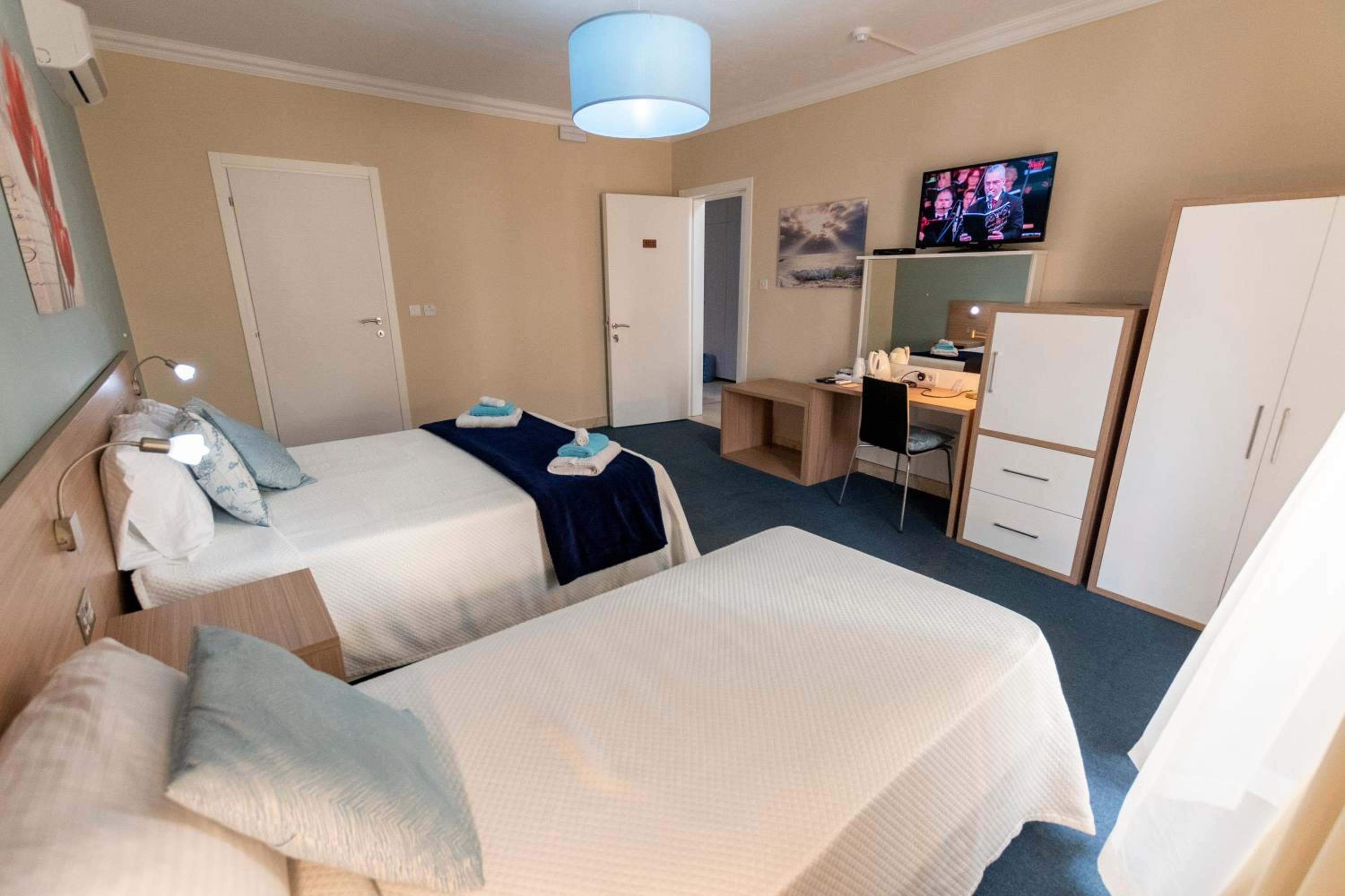 Estrella Lodging