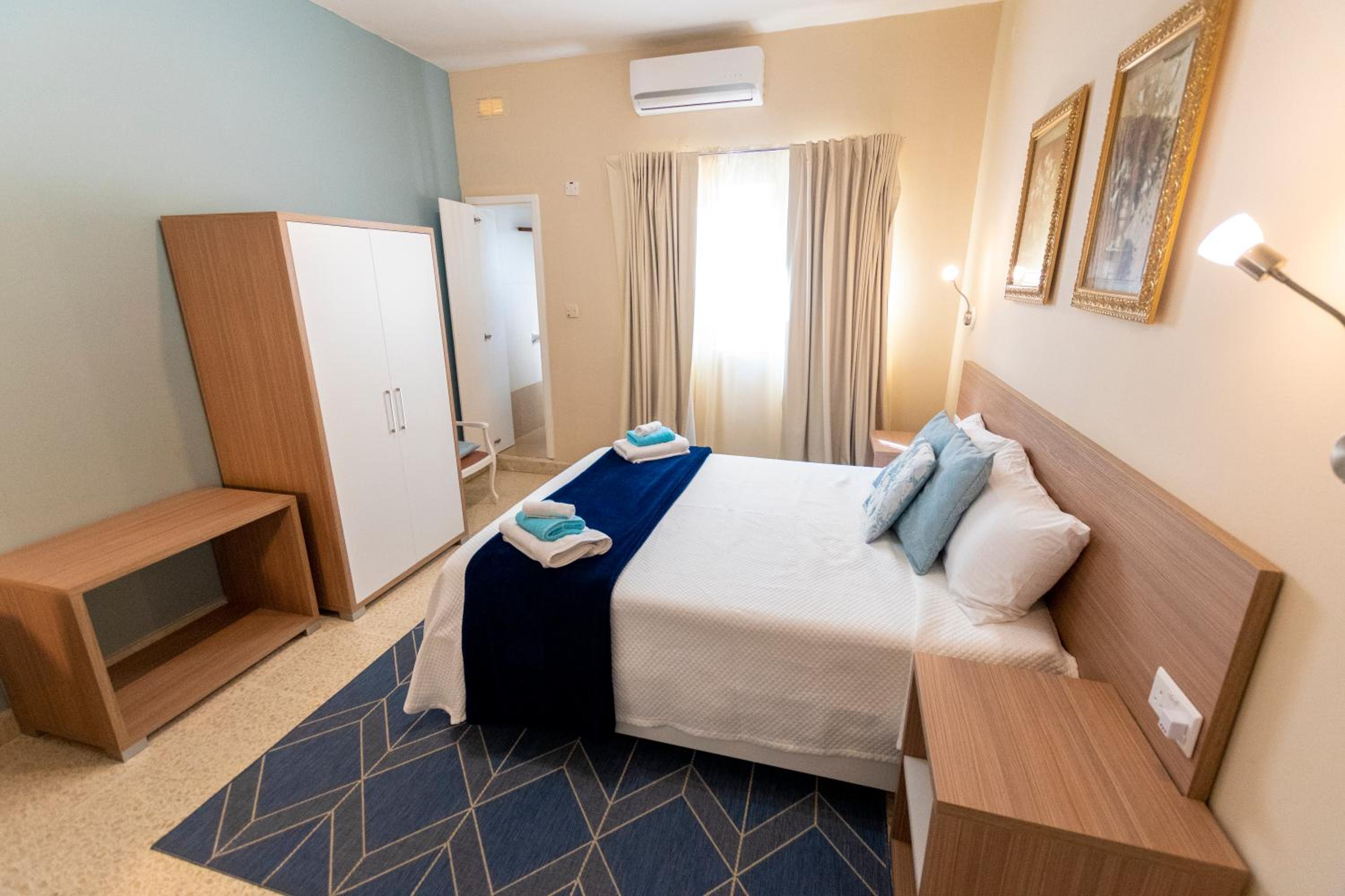 Estrella Lodging