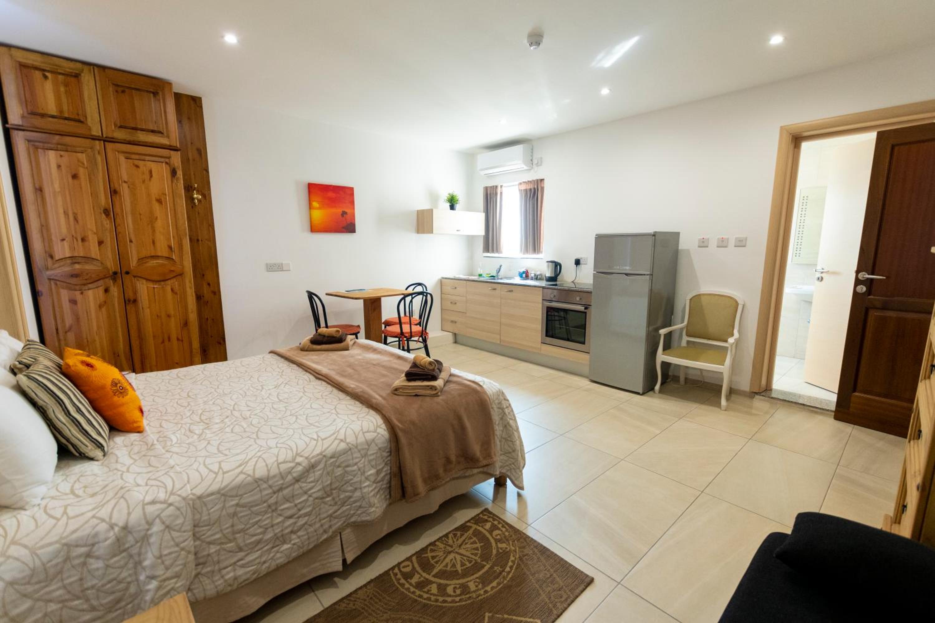 Estrella Lodging