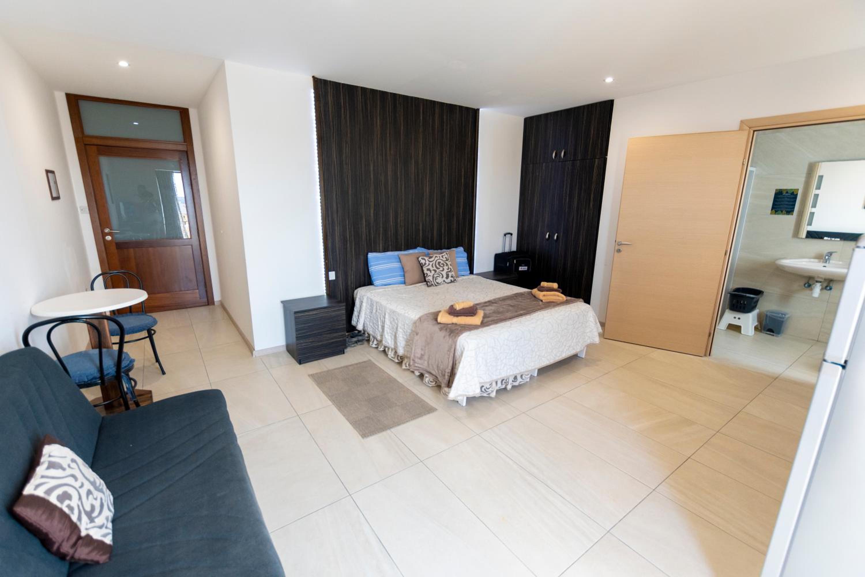 Estrella Lodging