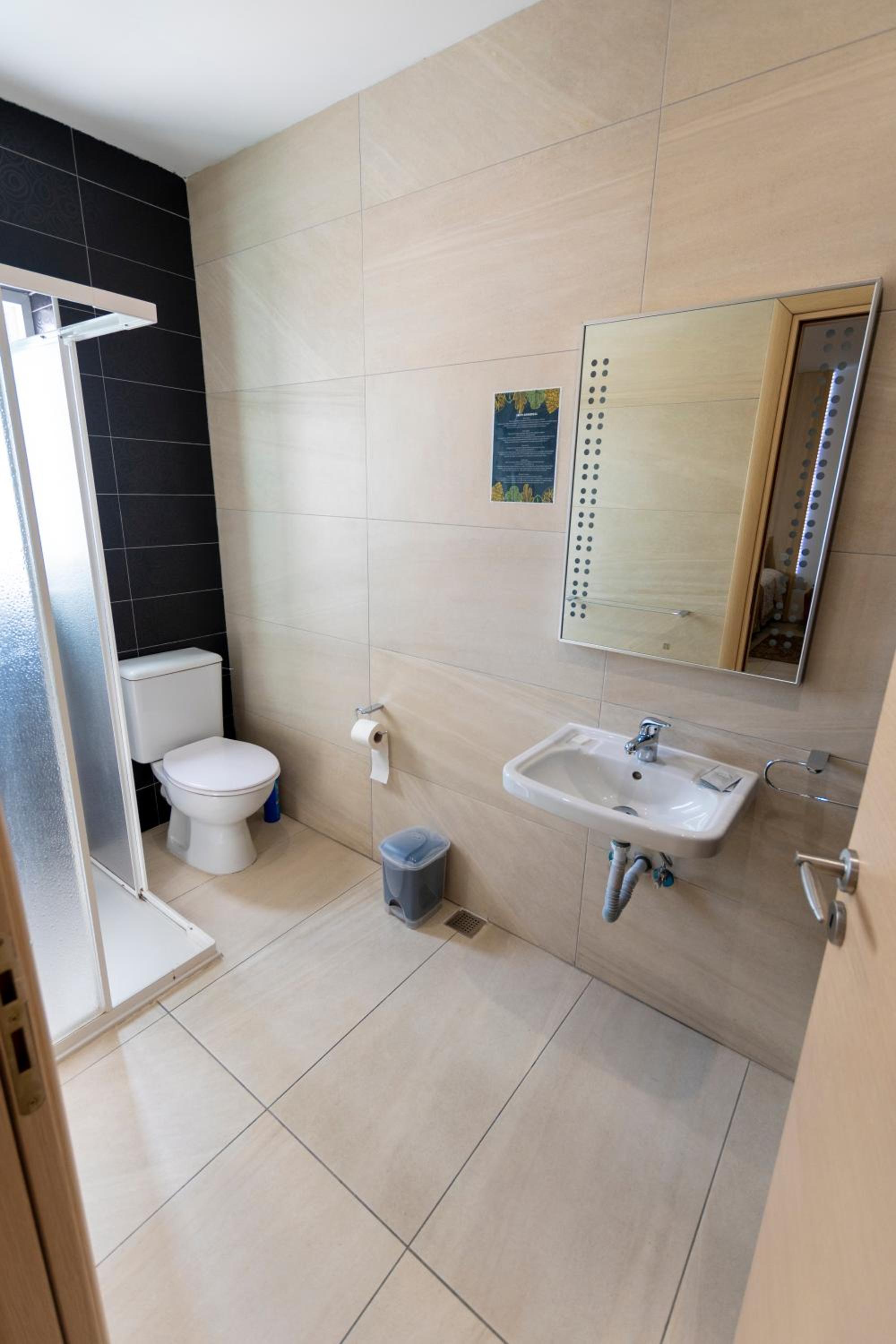 Estrella Lodging