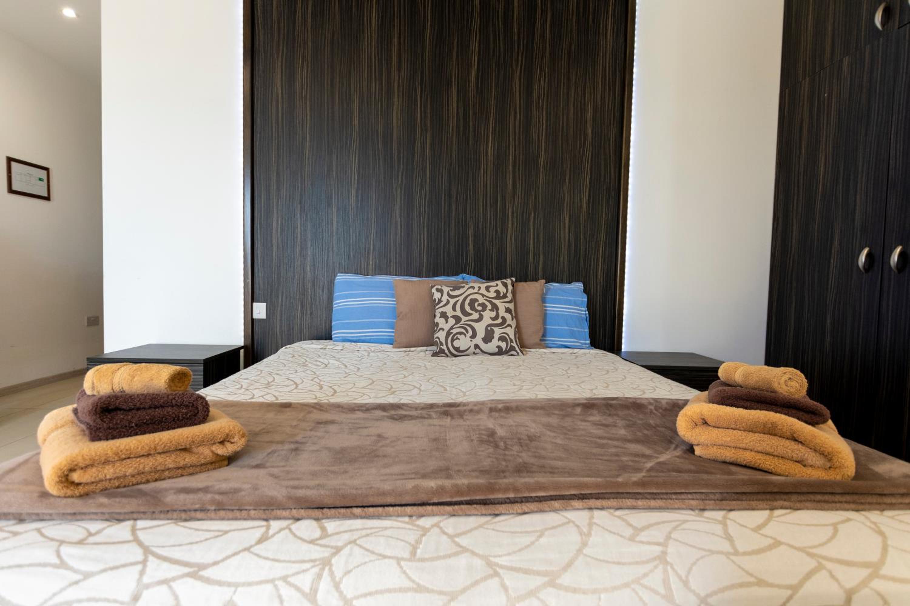 Estrella Lodging