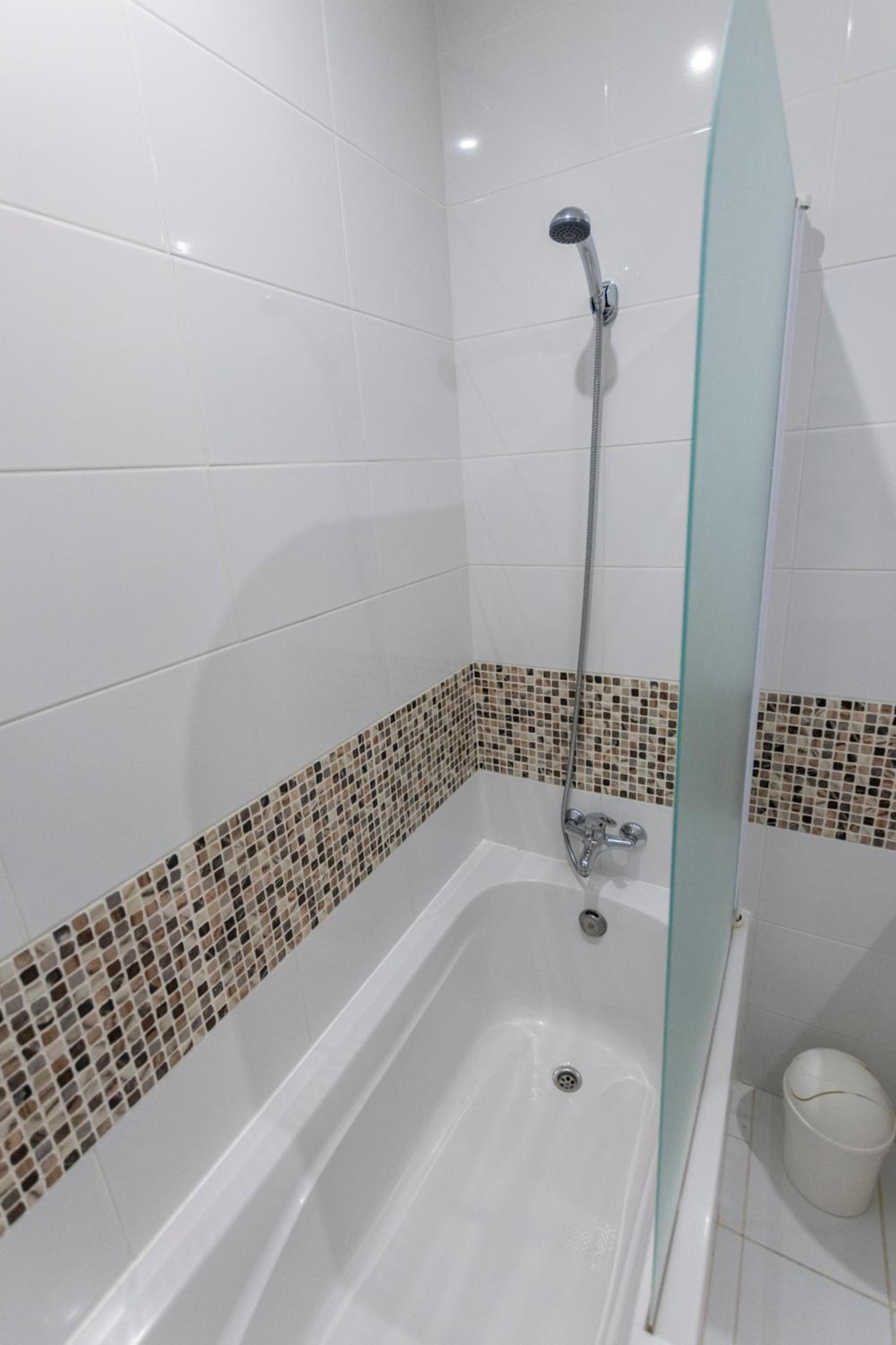 Estrella Lodging